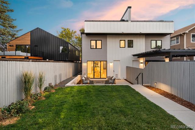 3167 W 26th Avenue