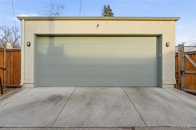 1911 Grape Street