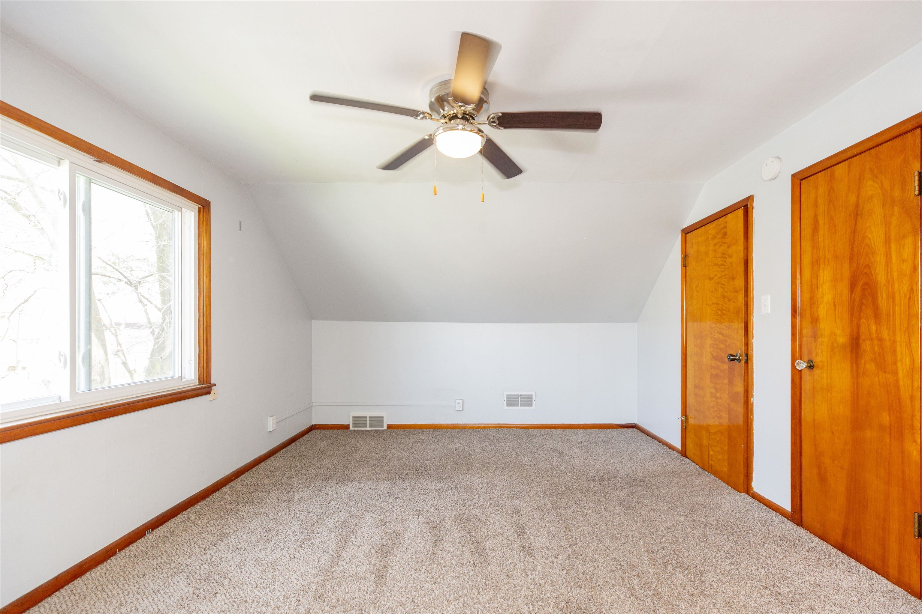 3708 E Lincolnway Highway