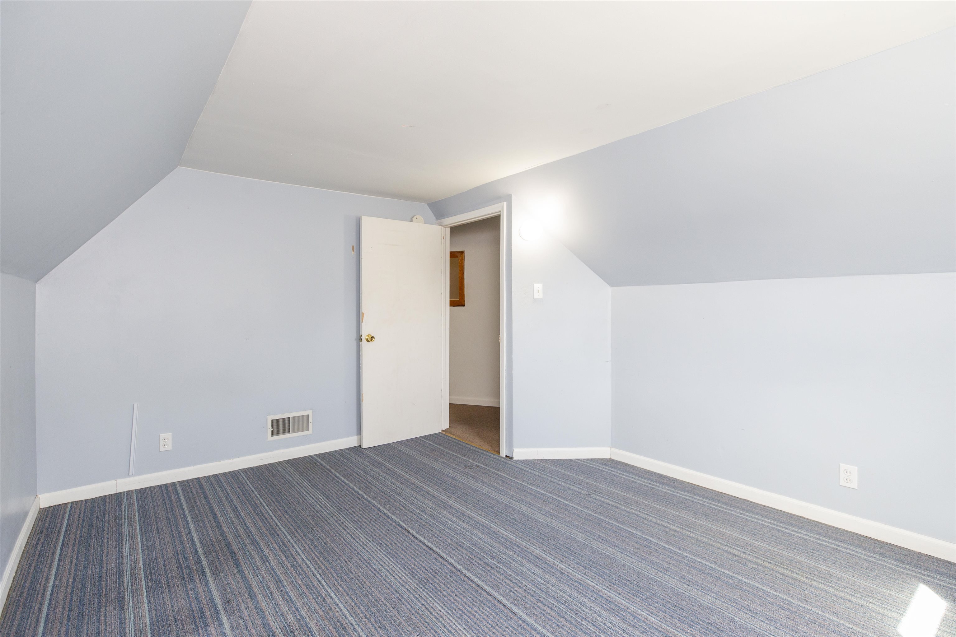 3708 E Lincolnway Highway