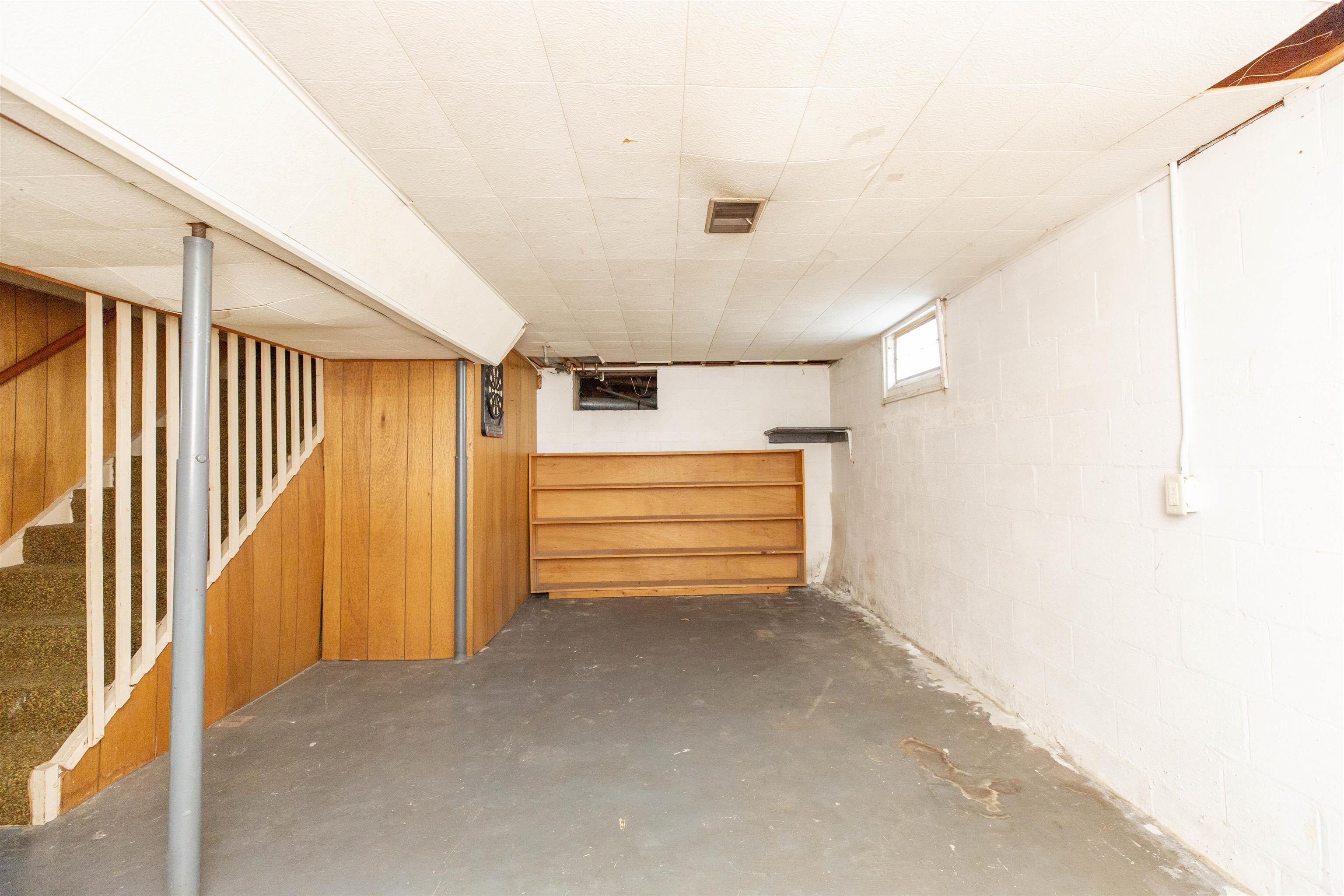 3708 E Lincolnway Highway