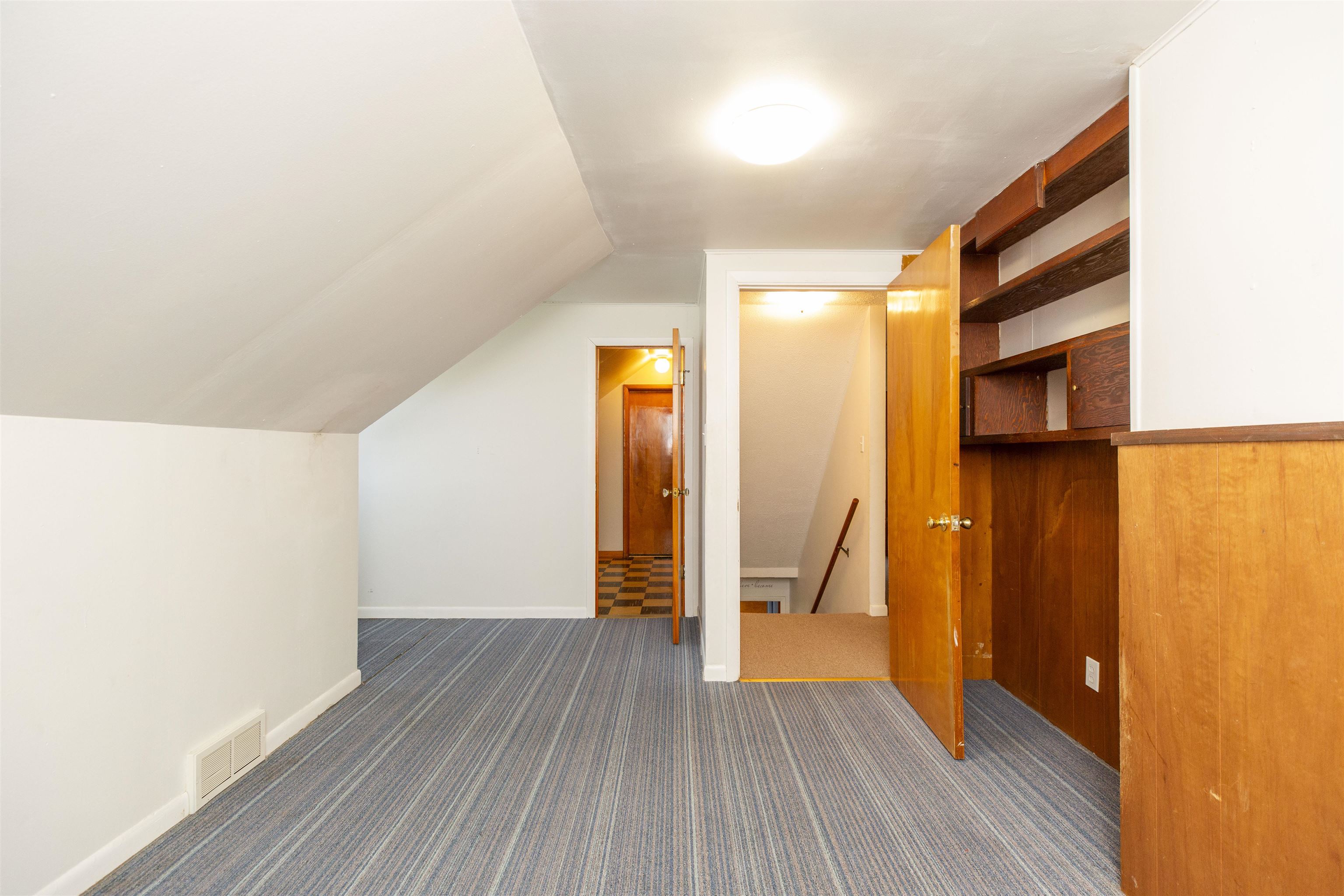 3708 E Lincolnway Highway