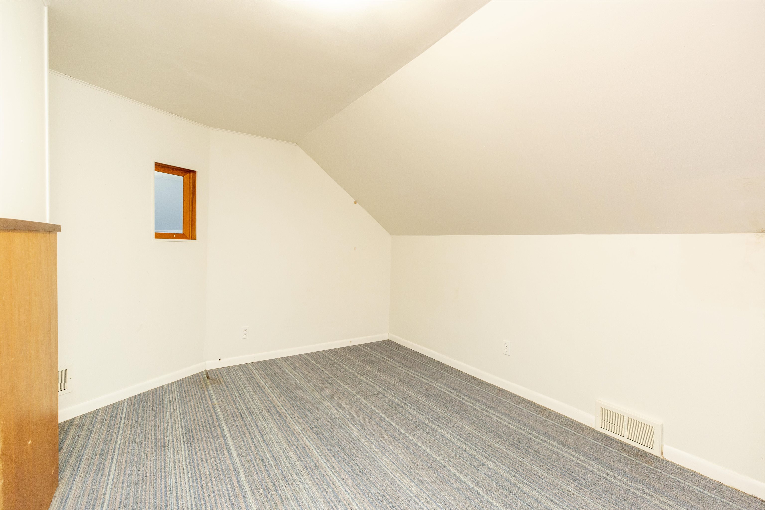 3708 E Lincolnway Highway