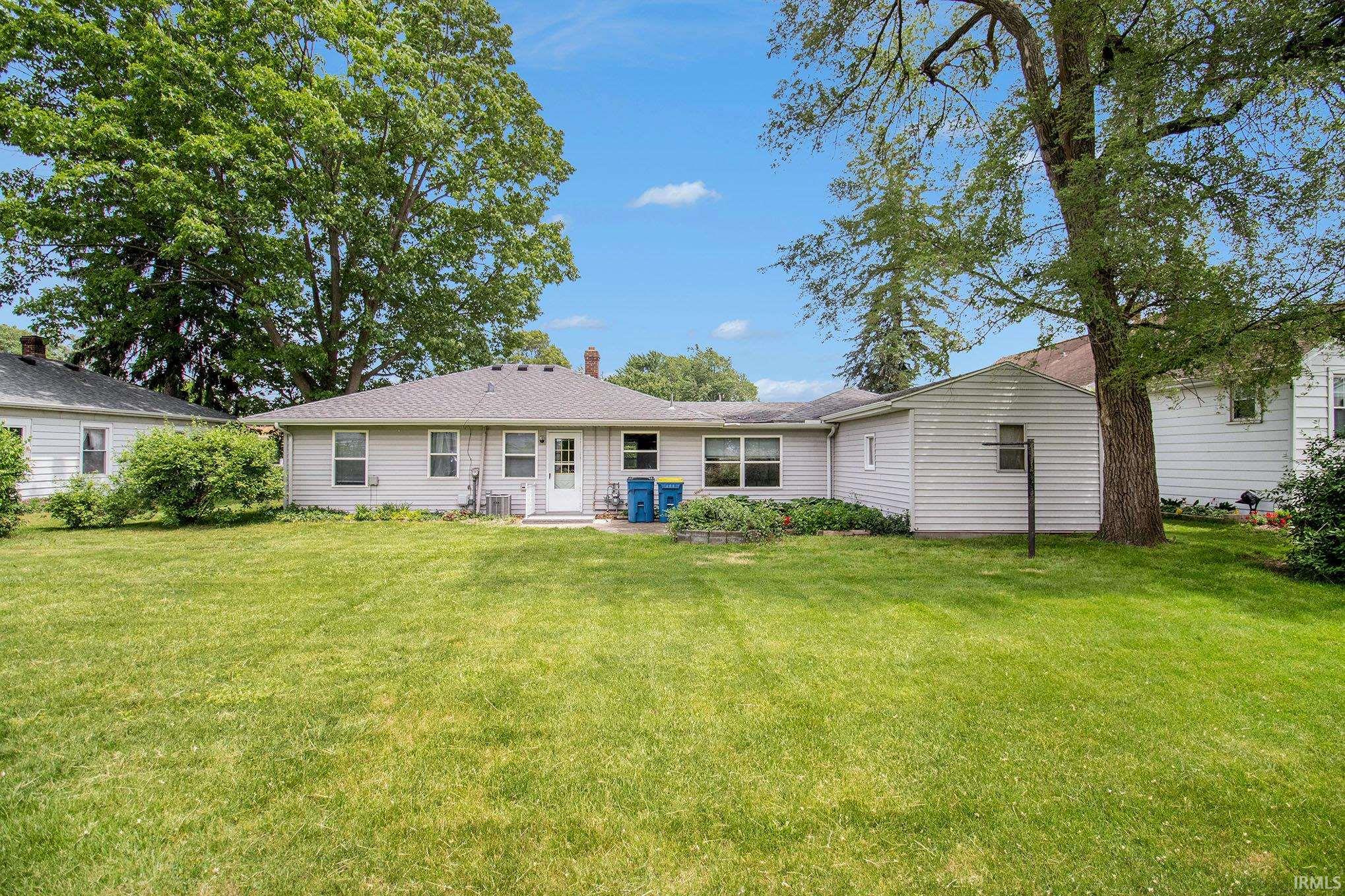 123 N Middleboro Avenue