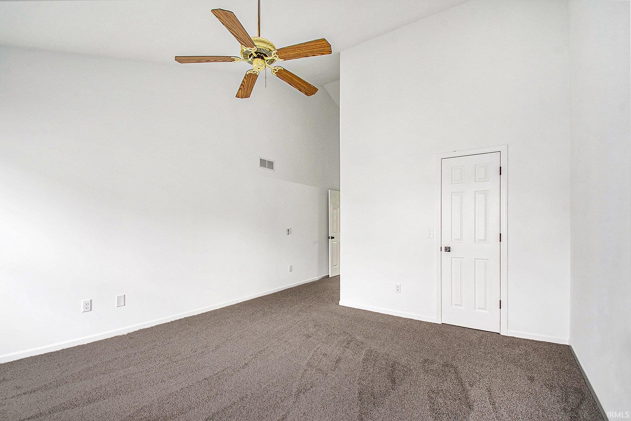 1050 E Andrews Court