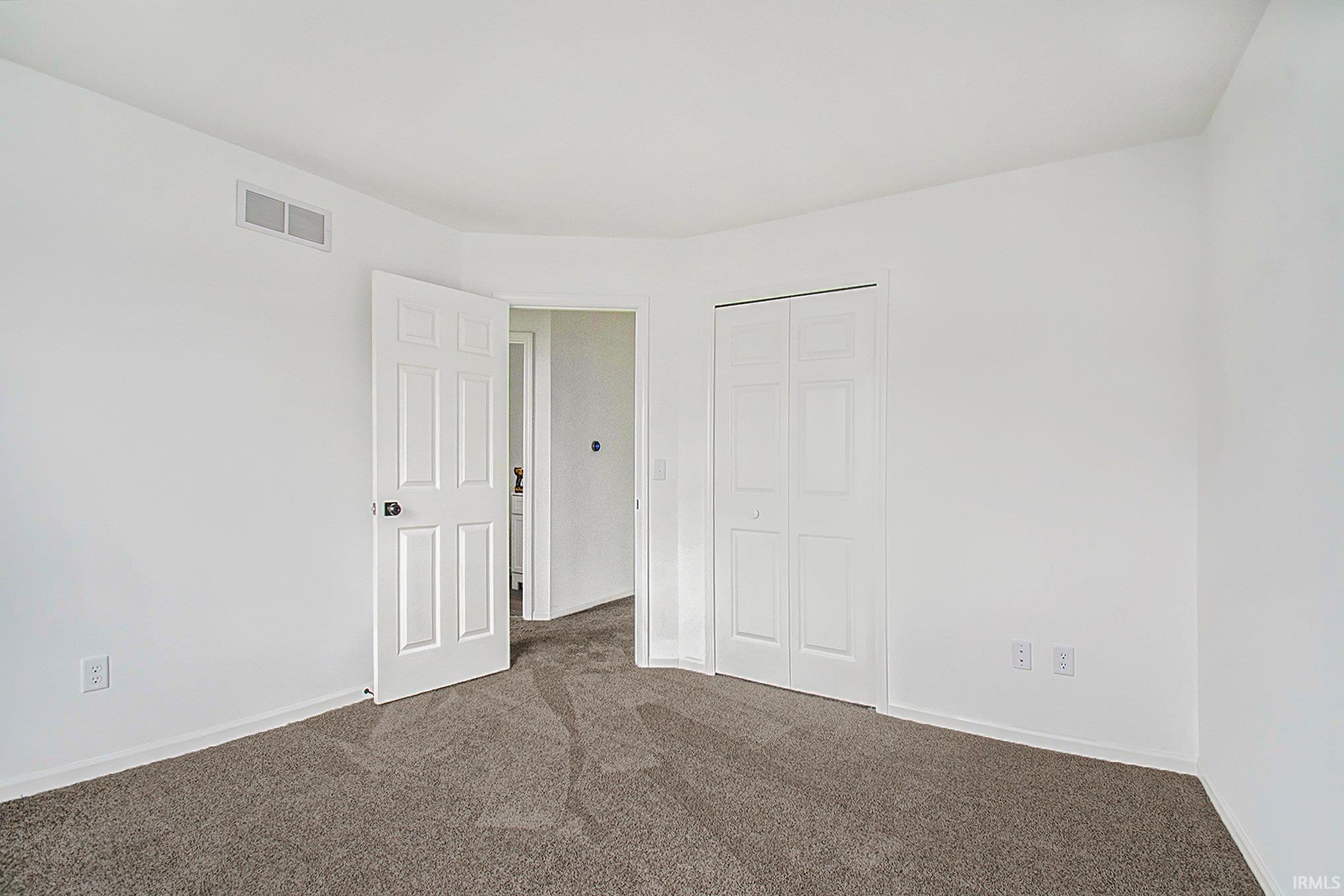 1050 E Andrews Court