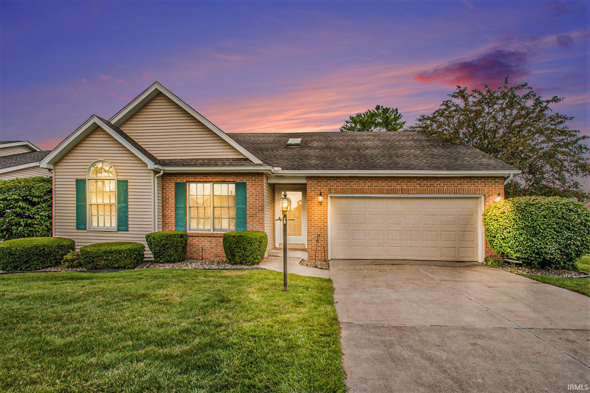 1050 E Andrews Court