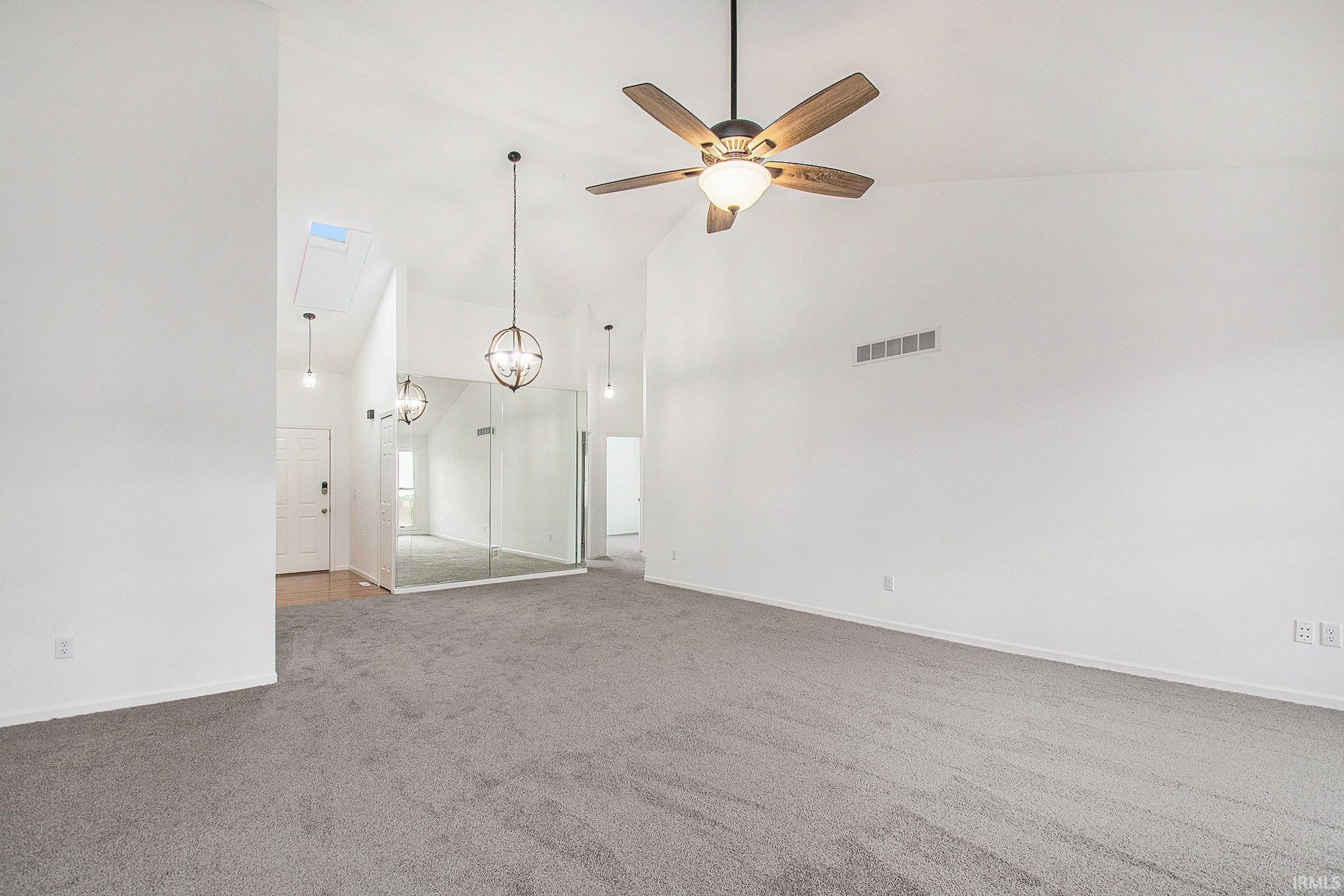 1050 E Andrews Court