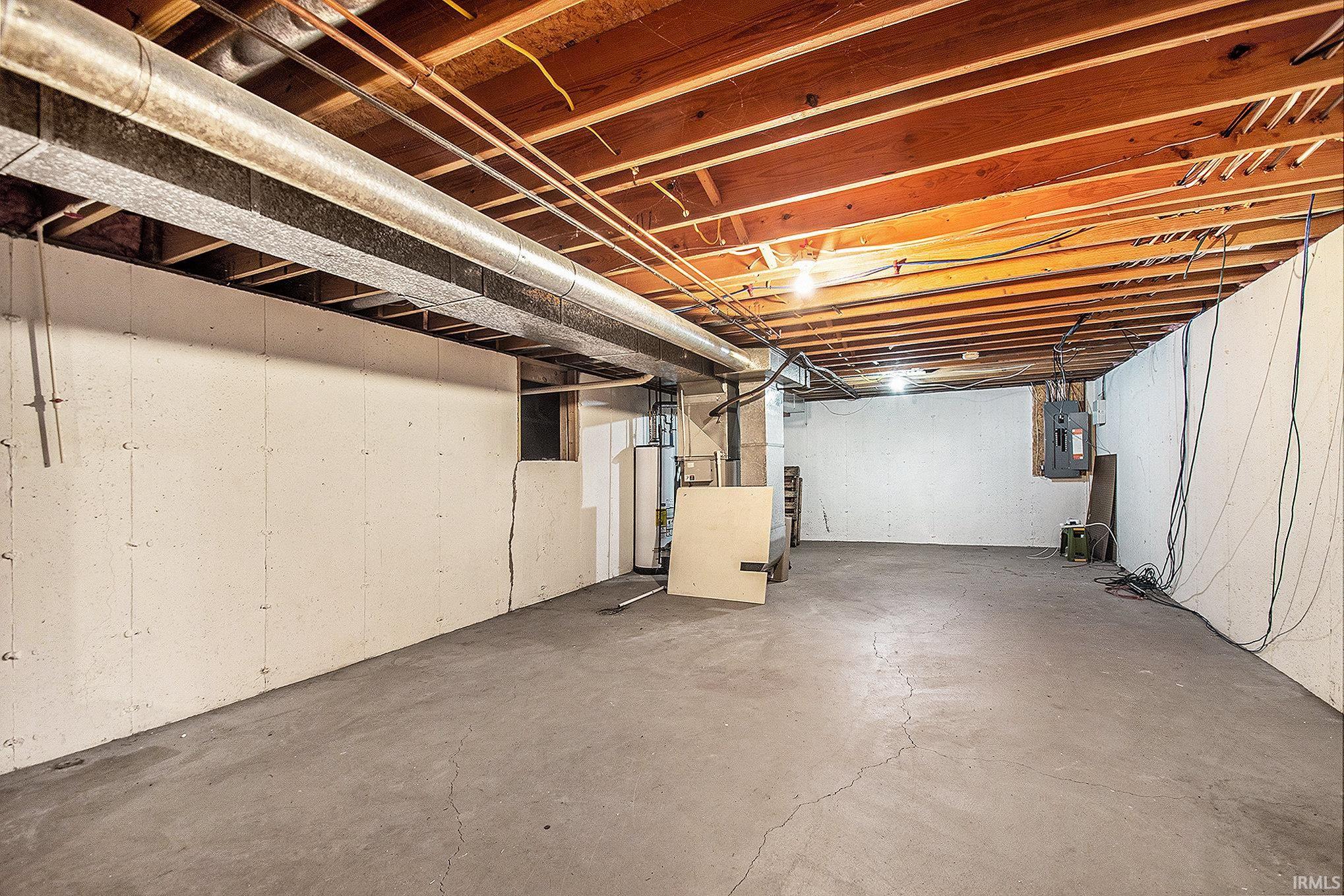 1050 E Andrews Court