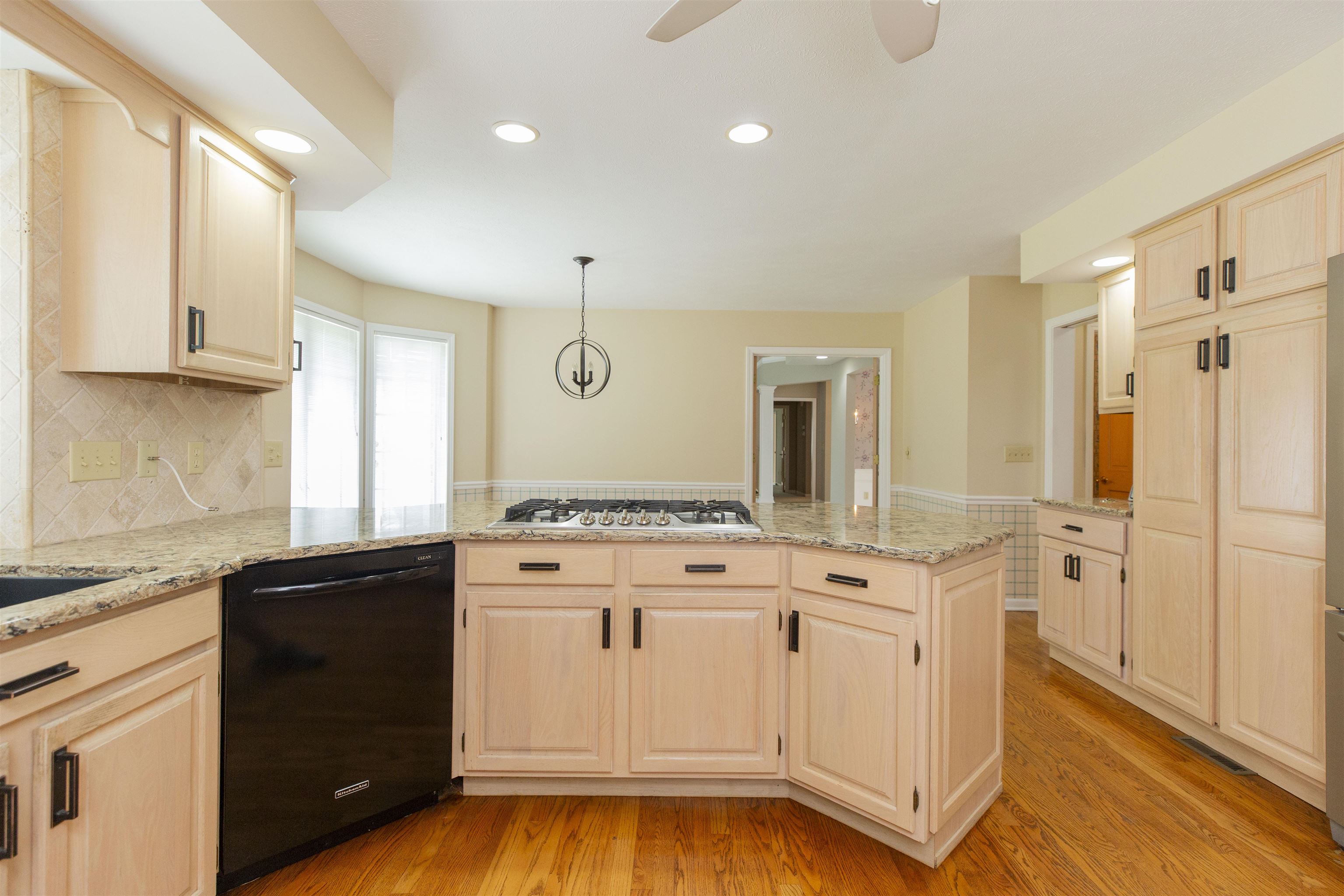 51795 Waterton Square Circle Circle