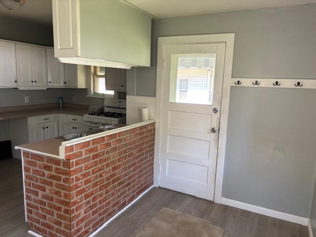 1515 E Donald Street