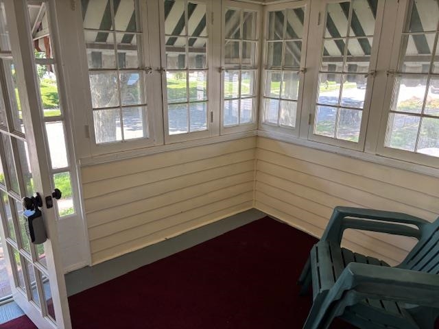 1515 E Donald Street