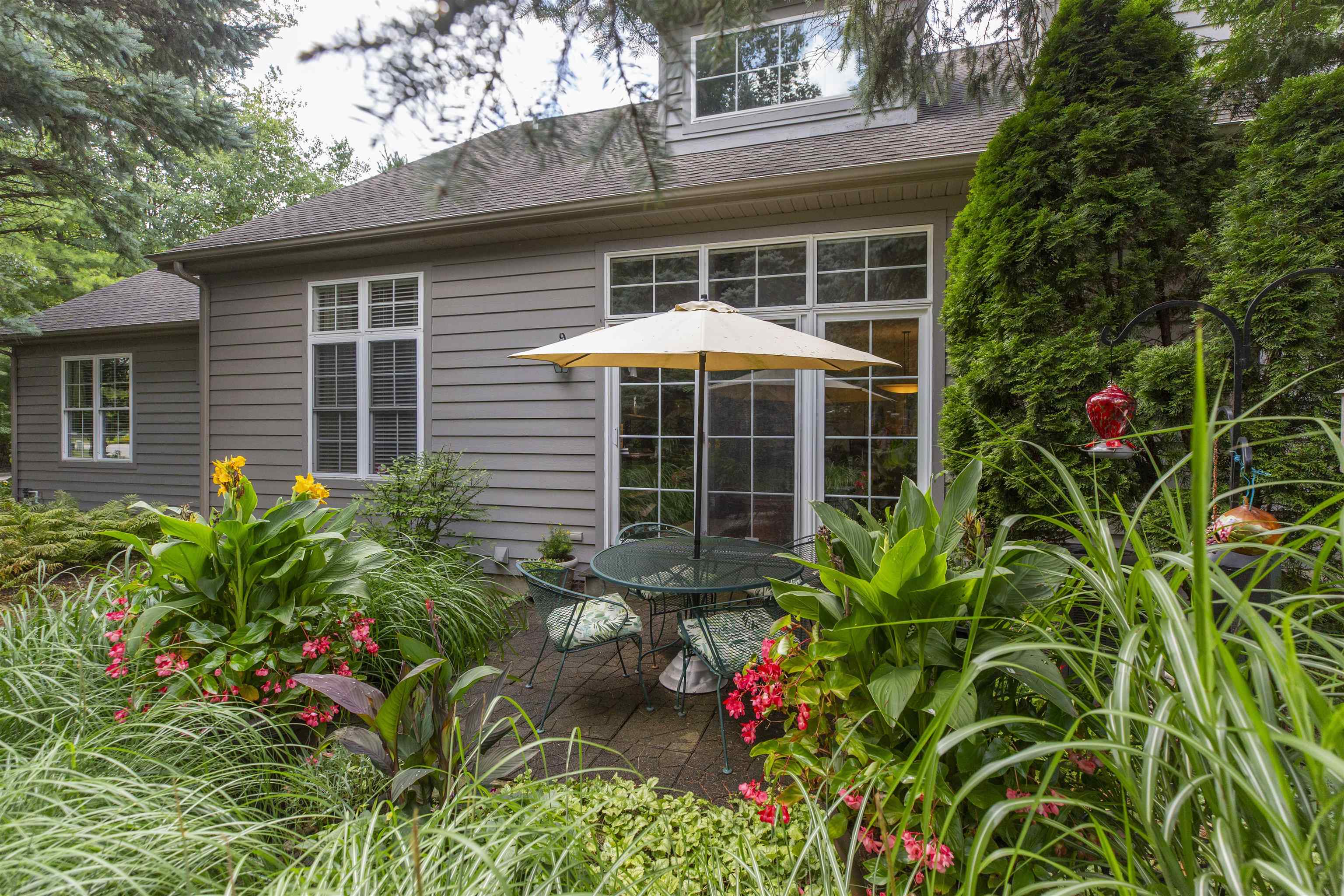 1307 Lake Stream Court