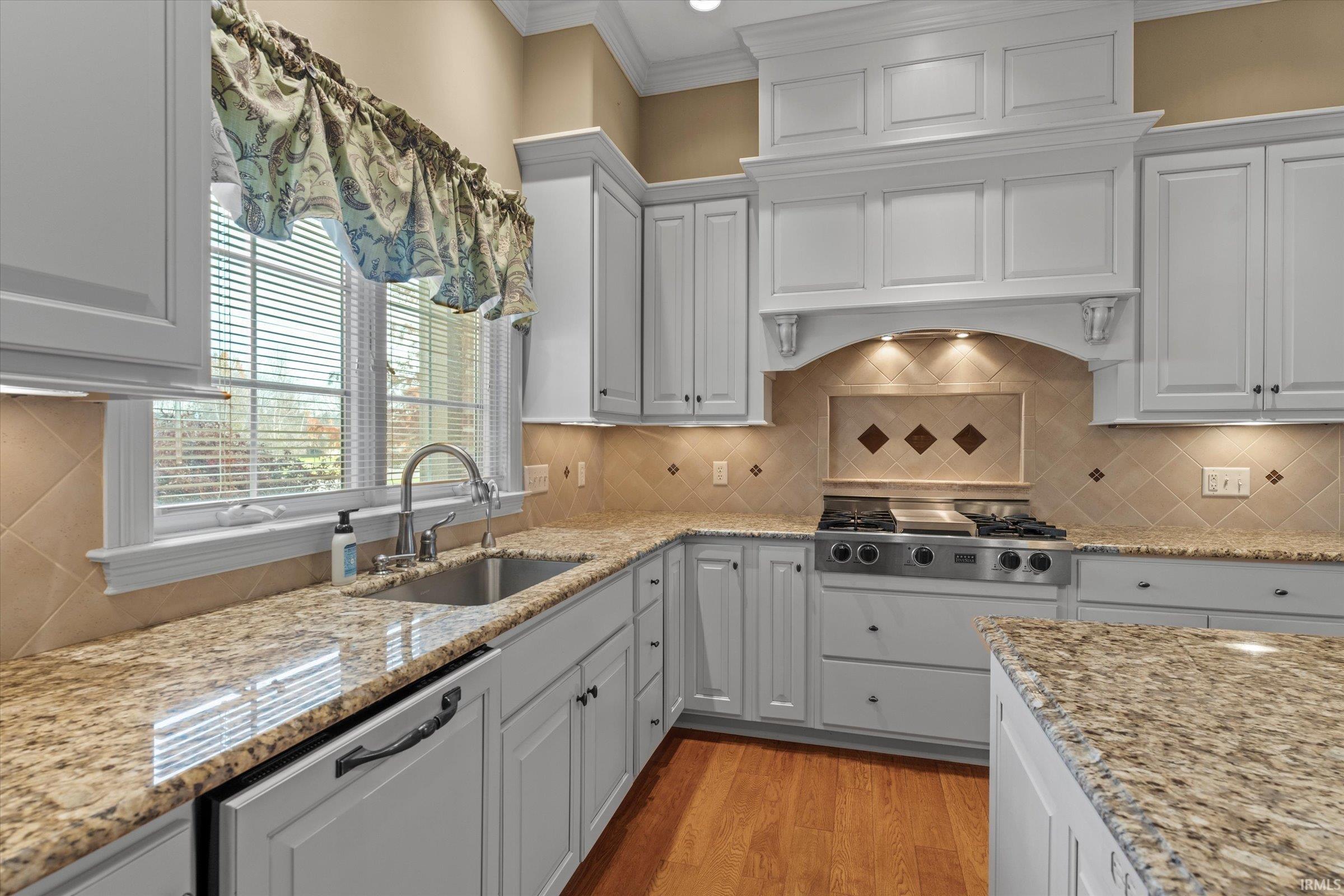 51625 Meadow Pointe Court