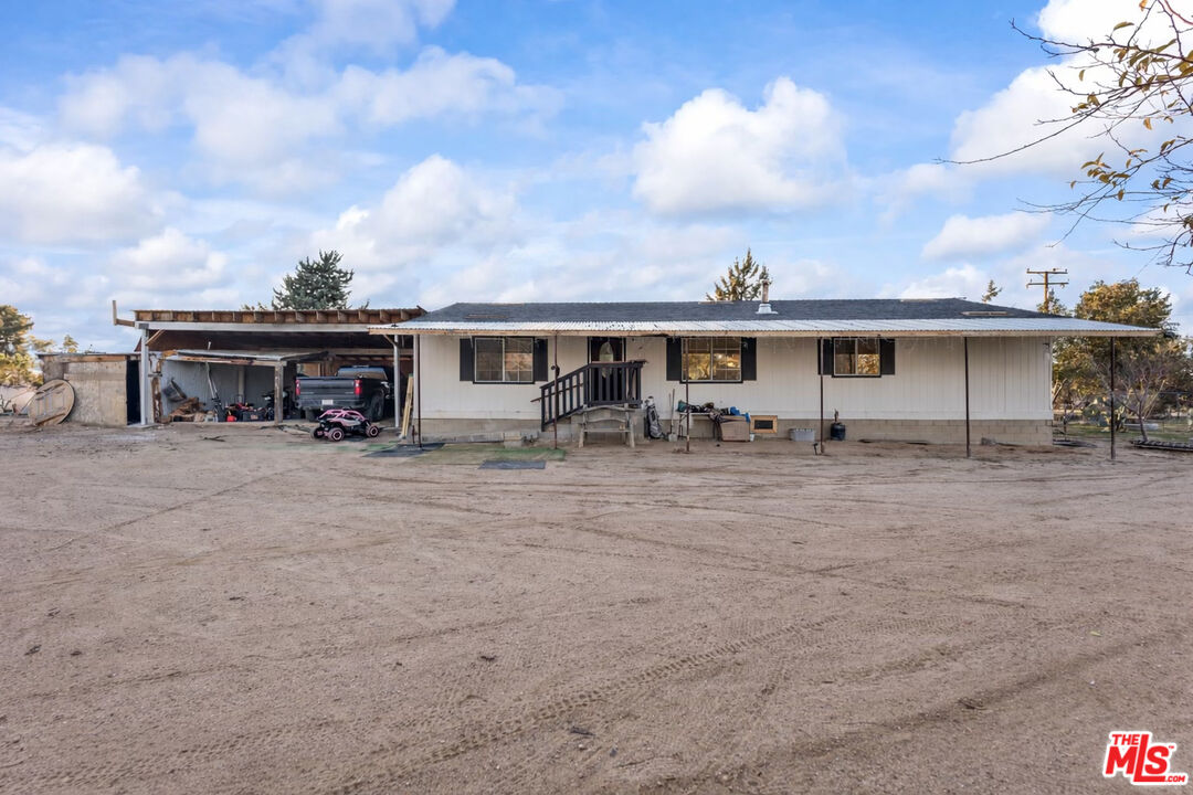 6677 Maricopa Rd