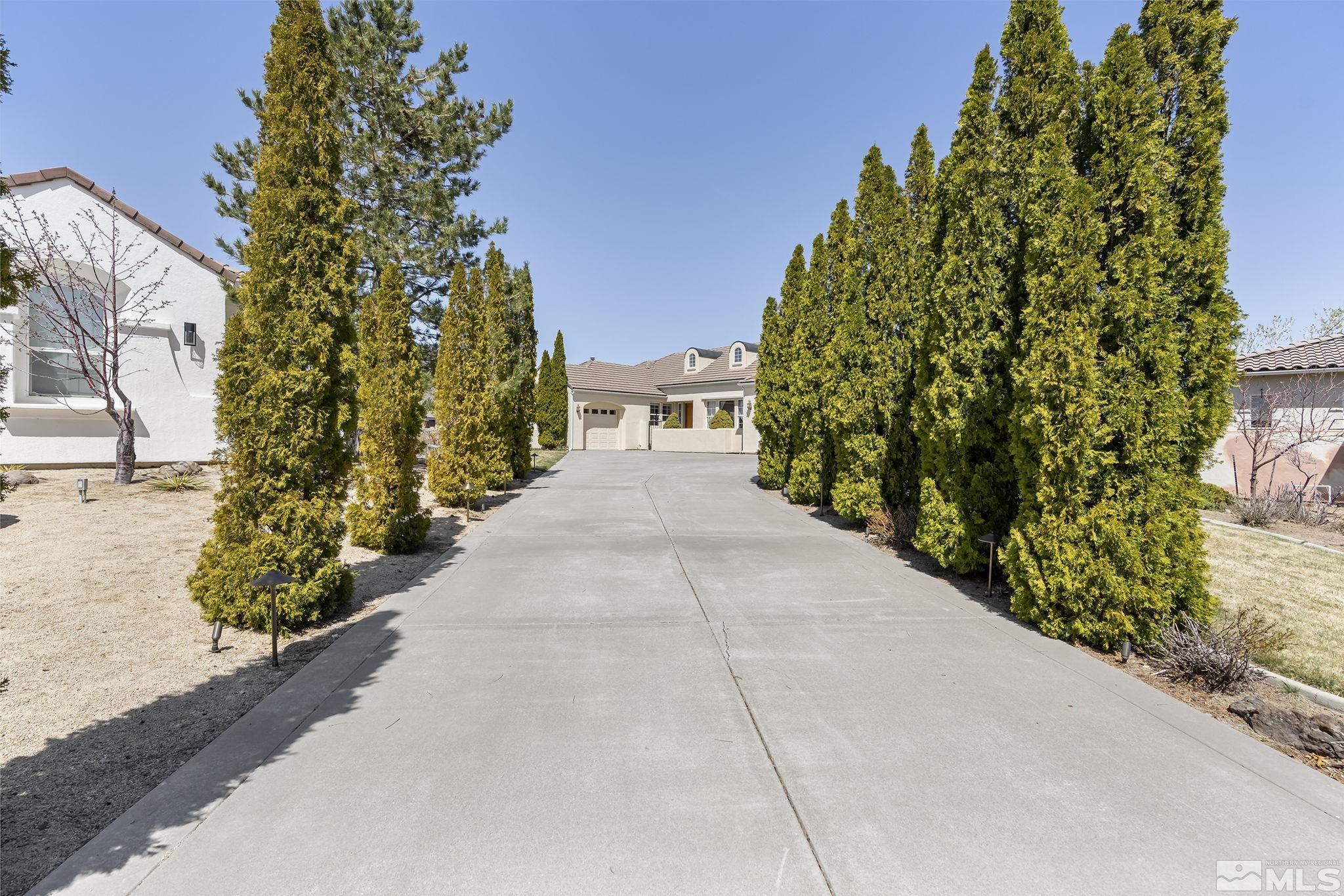 10584 Rue St Raphael