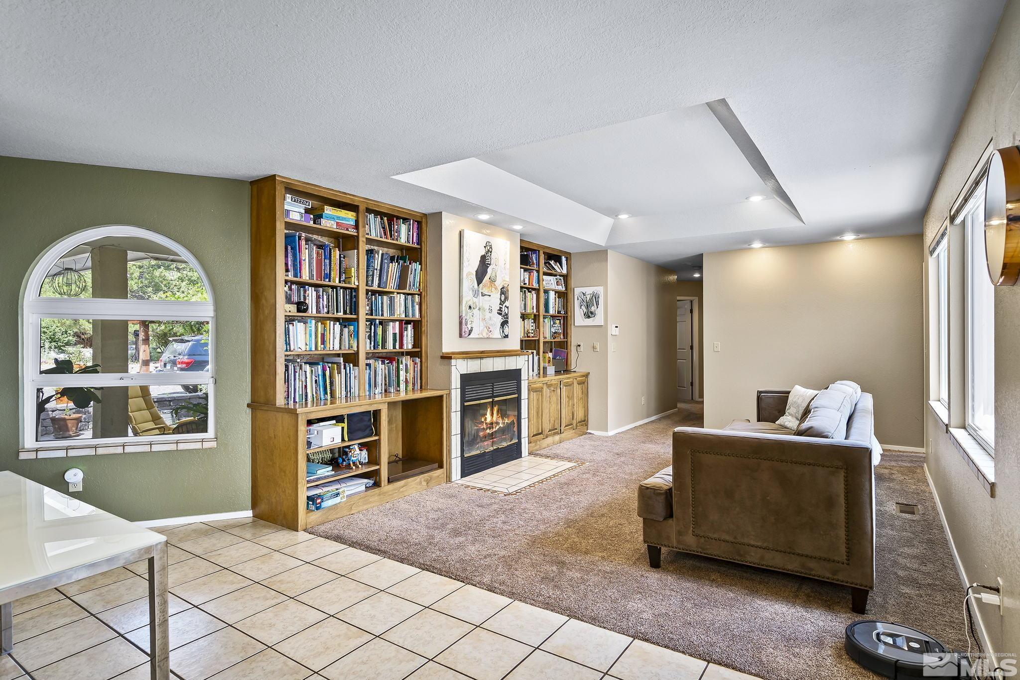 1351 Old Foothill Road