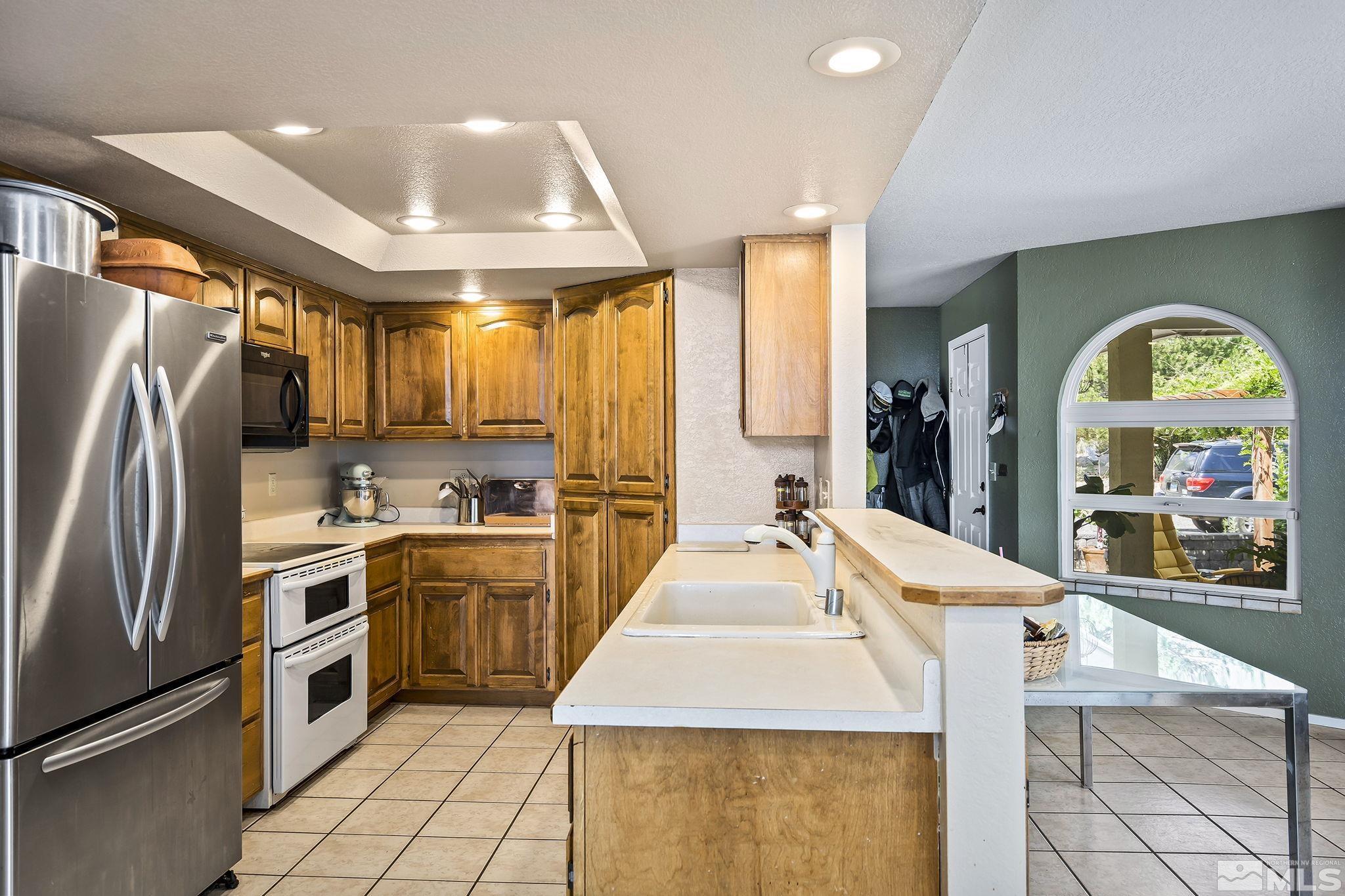 1351 Old Foothill Road