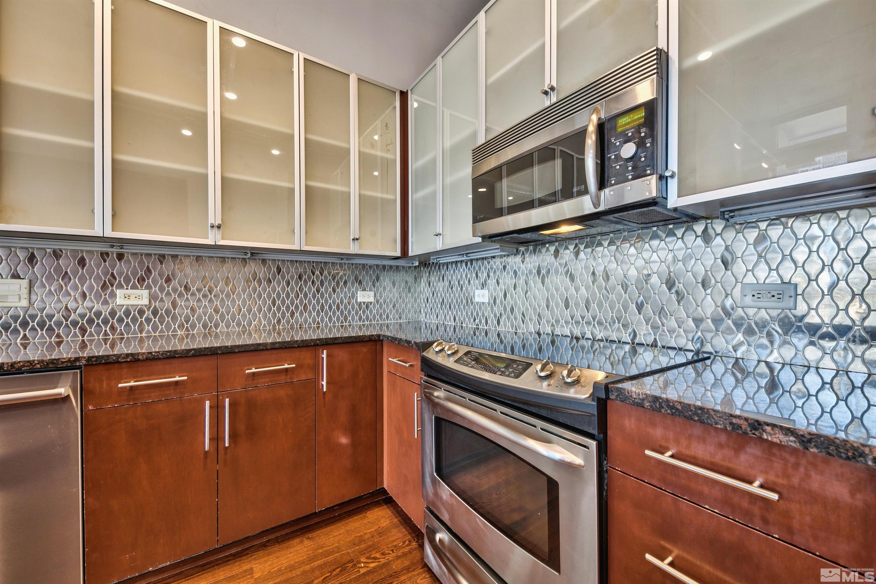 255 N Sierra Street Unit: 312