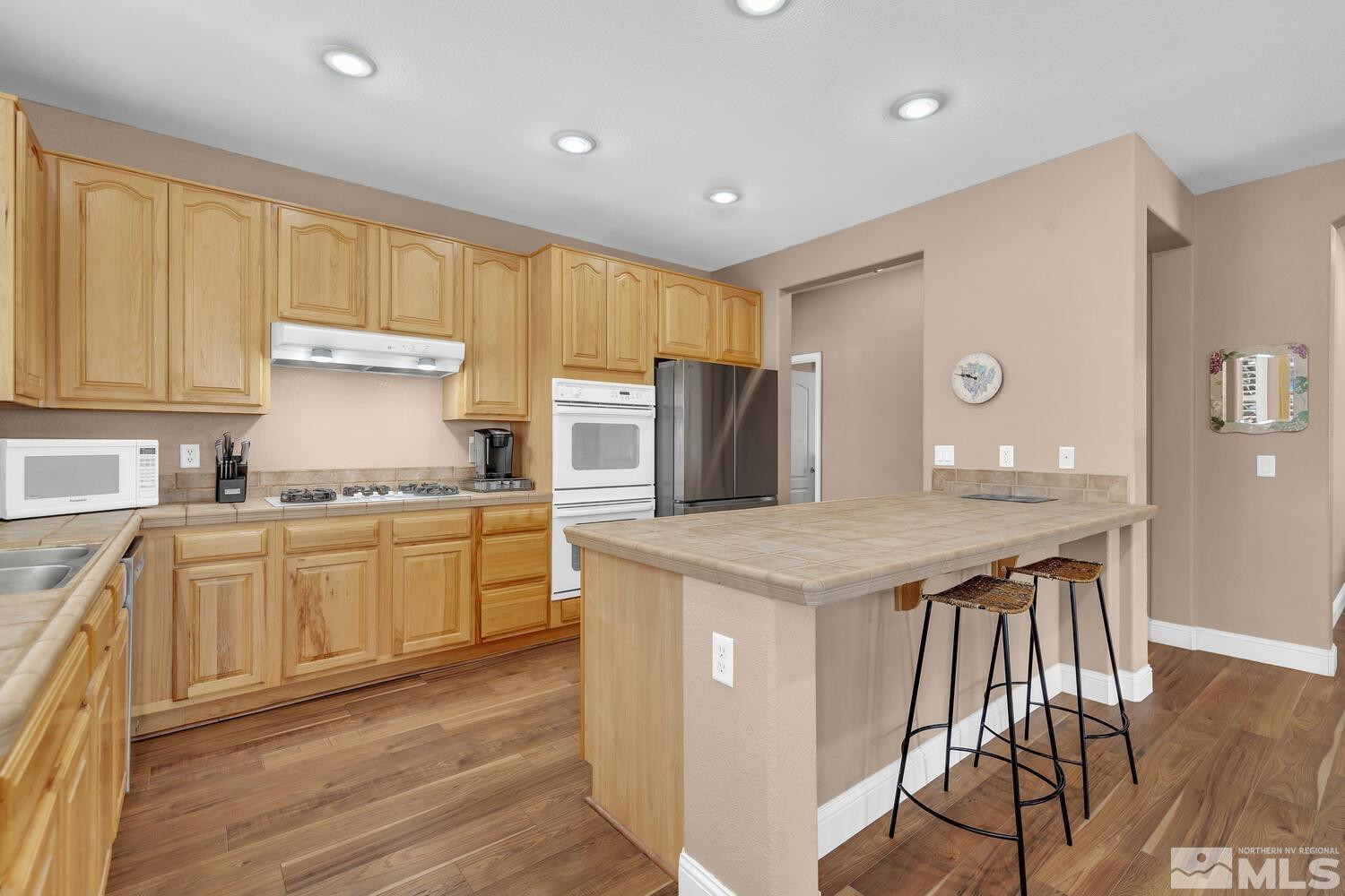 5885 Lone Horse Drive