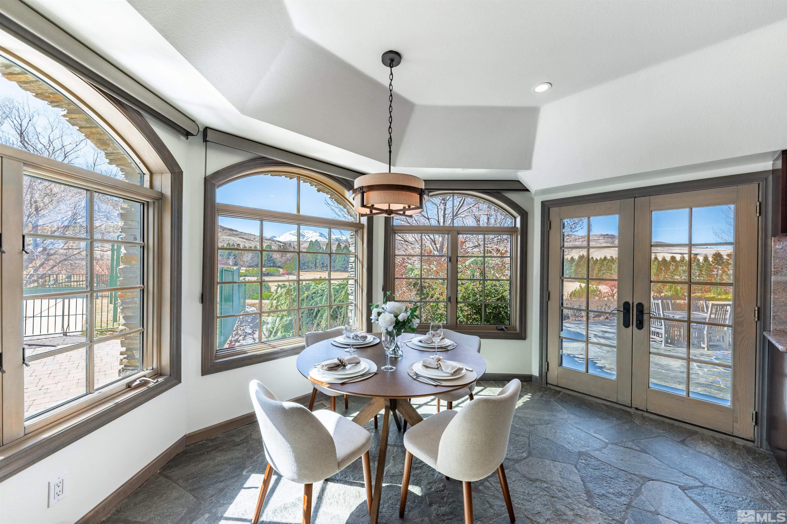 1185 Paddock Lane