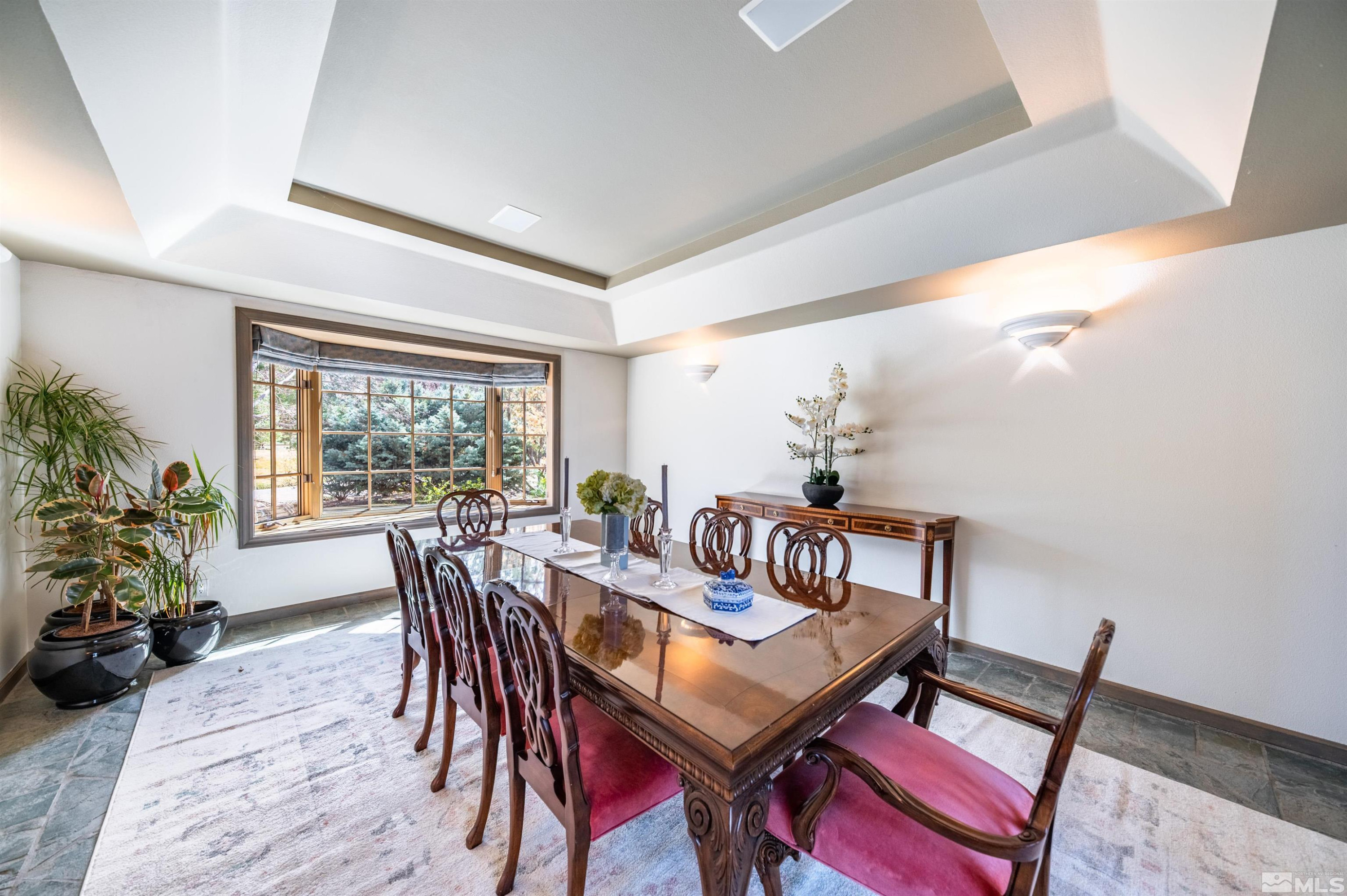 1185 Paddock Lane