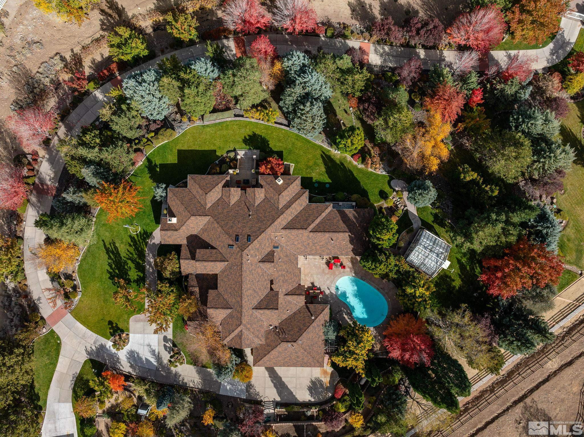 2185 Kinney Lane