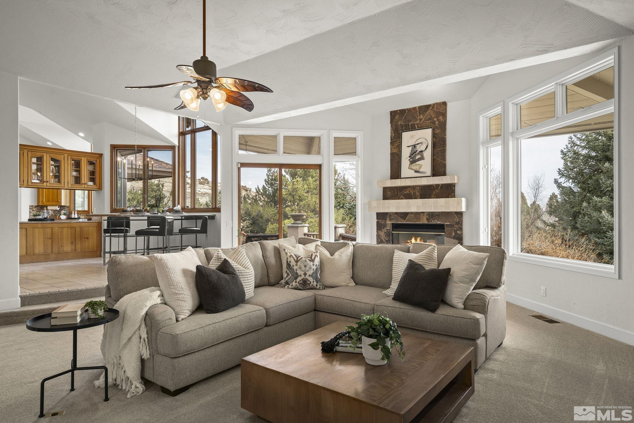 2185 Kinney Lane