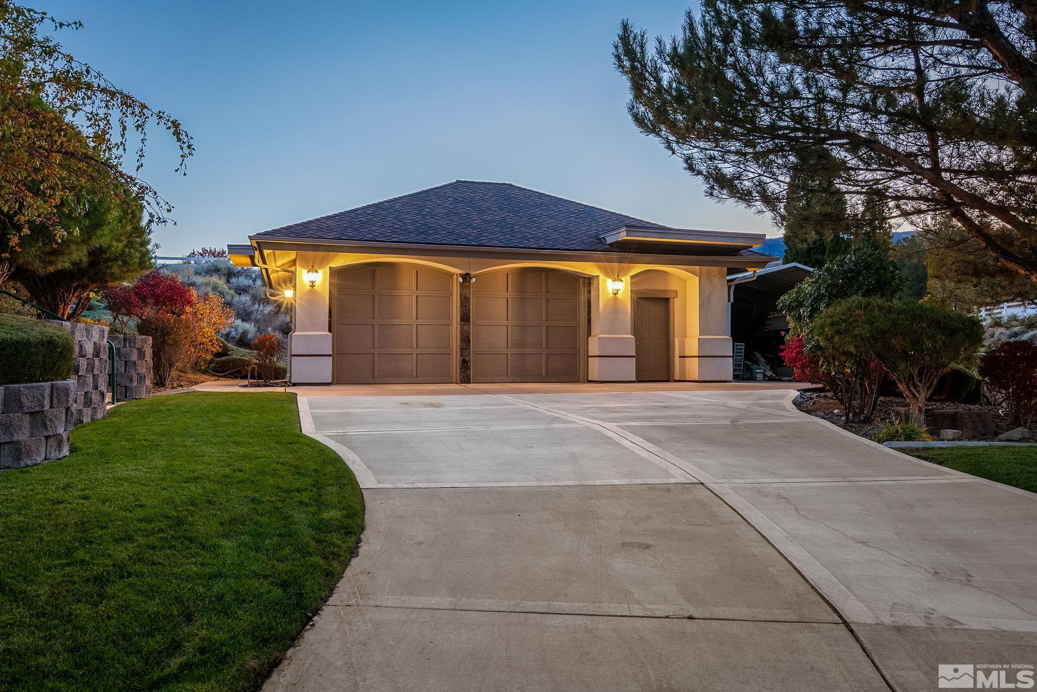 2185 Kinney Lane