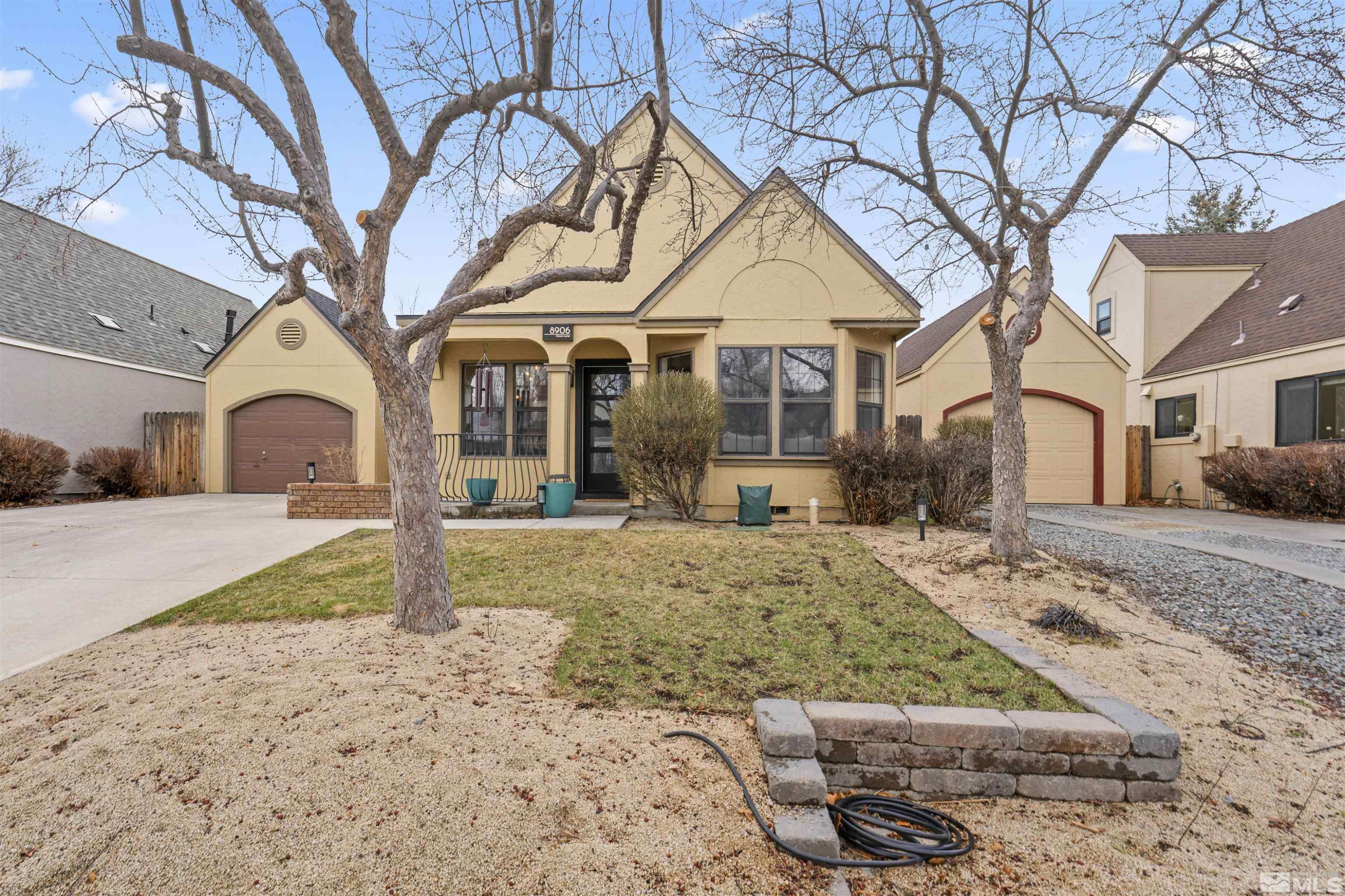 8906 Dixon Lane