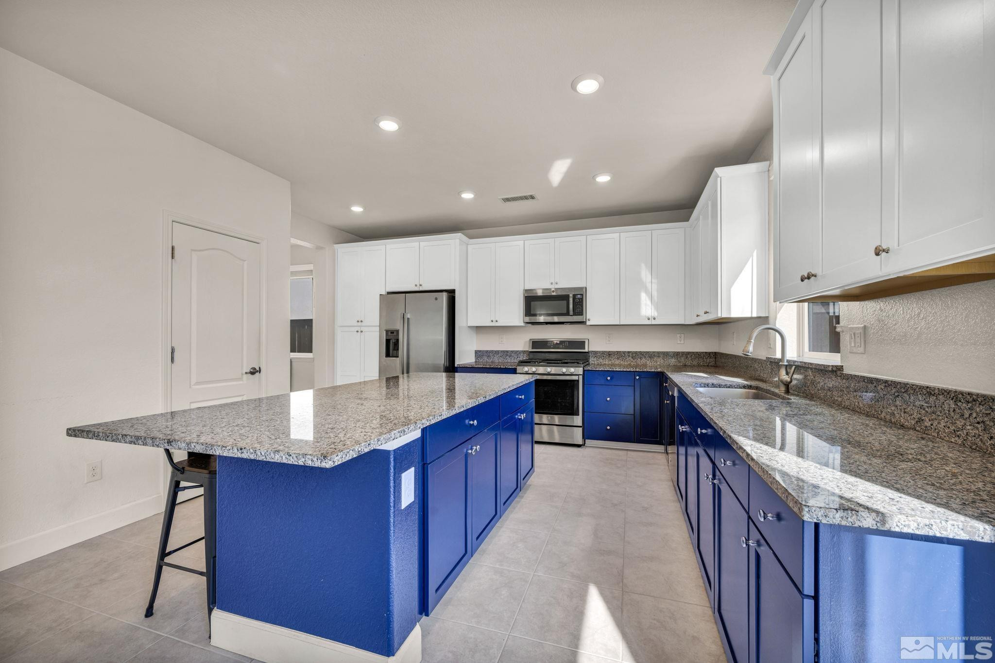 6170 Farm House Court