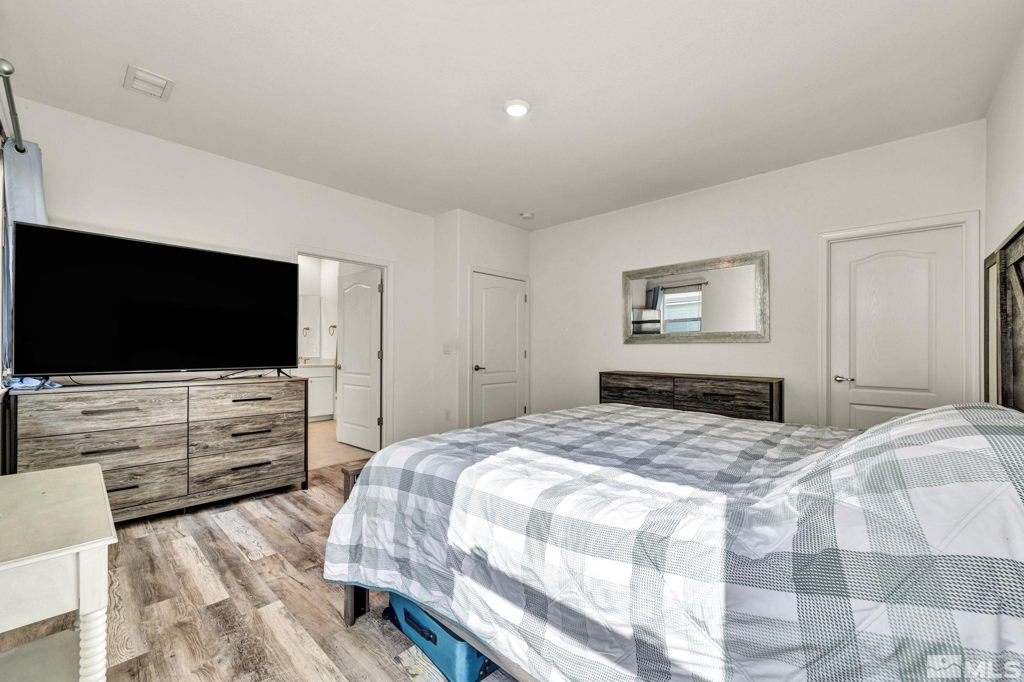 6170 Farm House Court