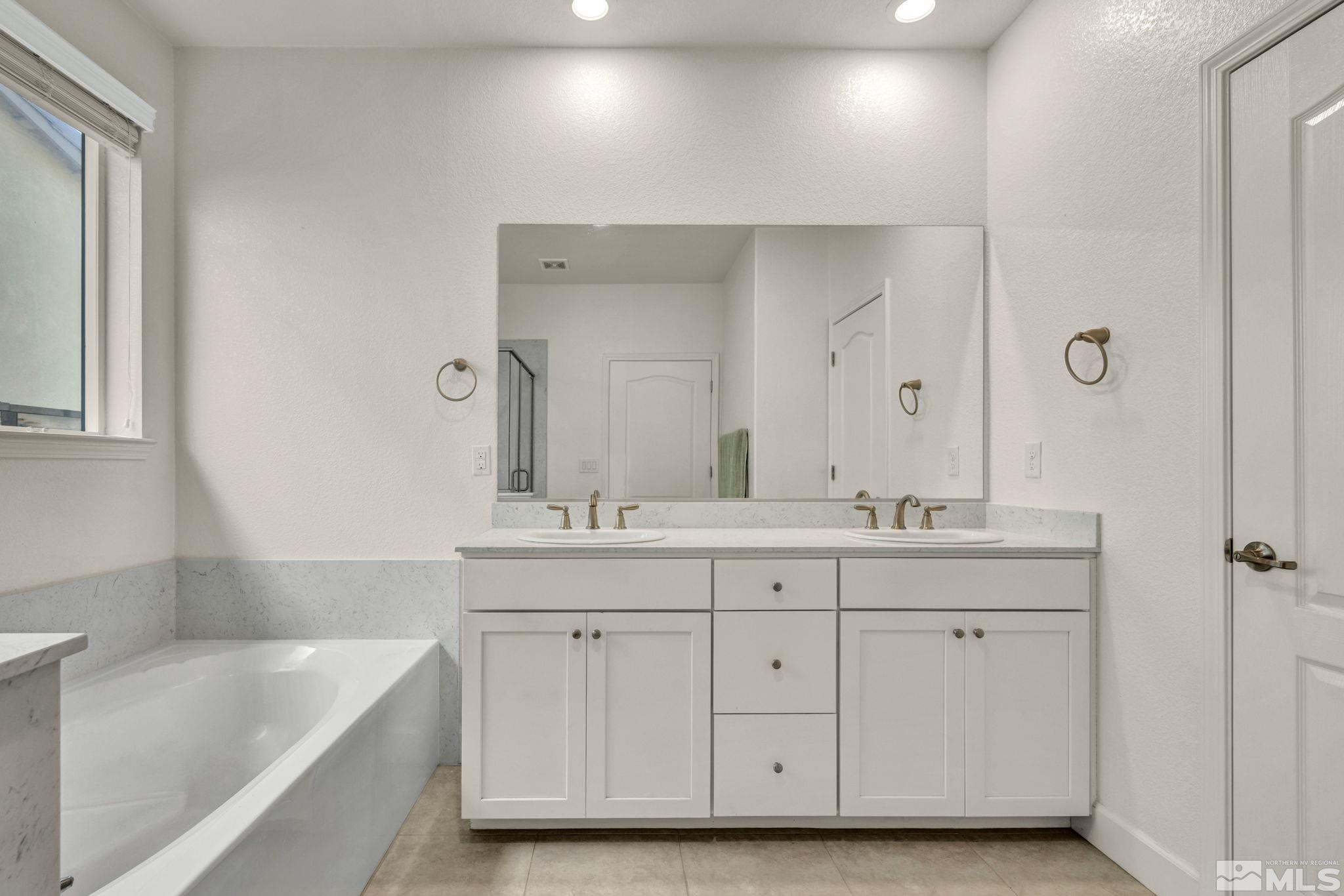 6170 Farm House Court