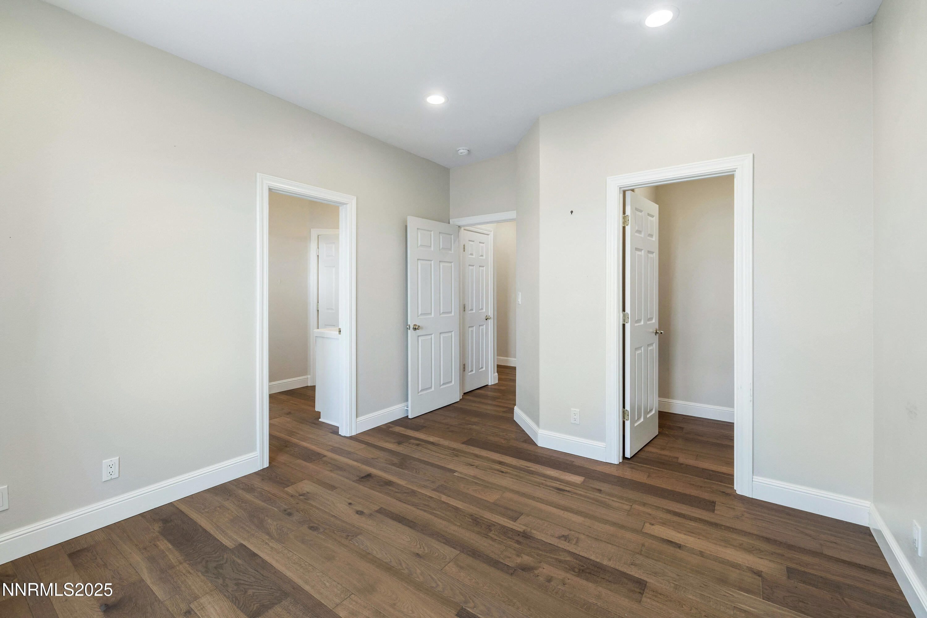 10122 Indian Ridge Drive