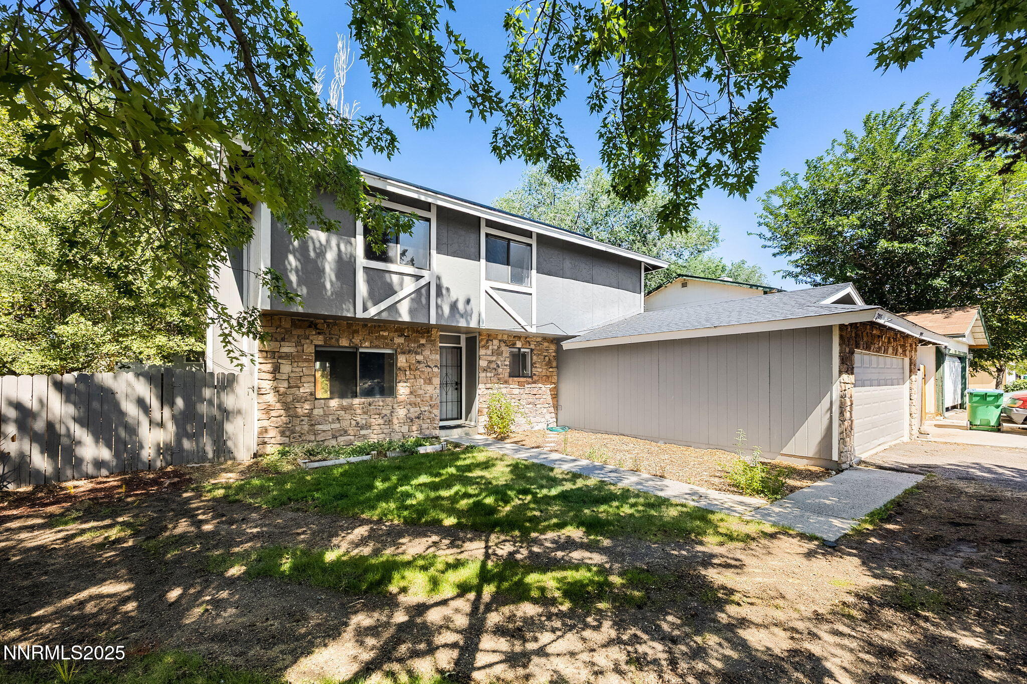 2815 Severn Drive