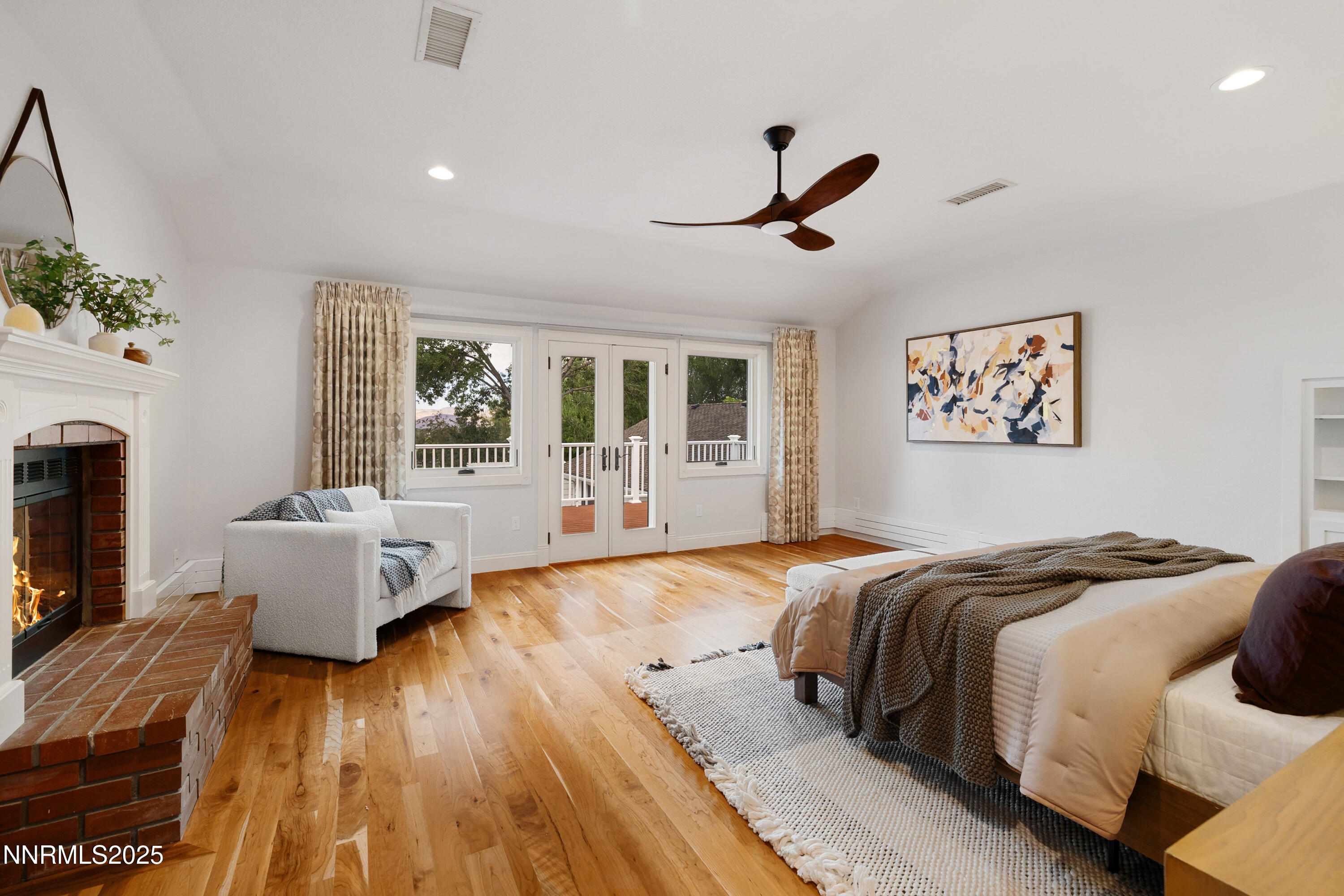 2230 Del Monte Lane