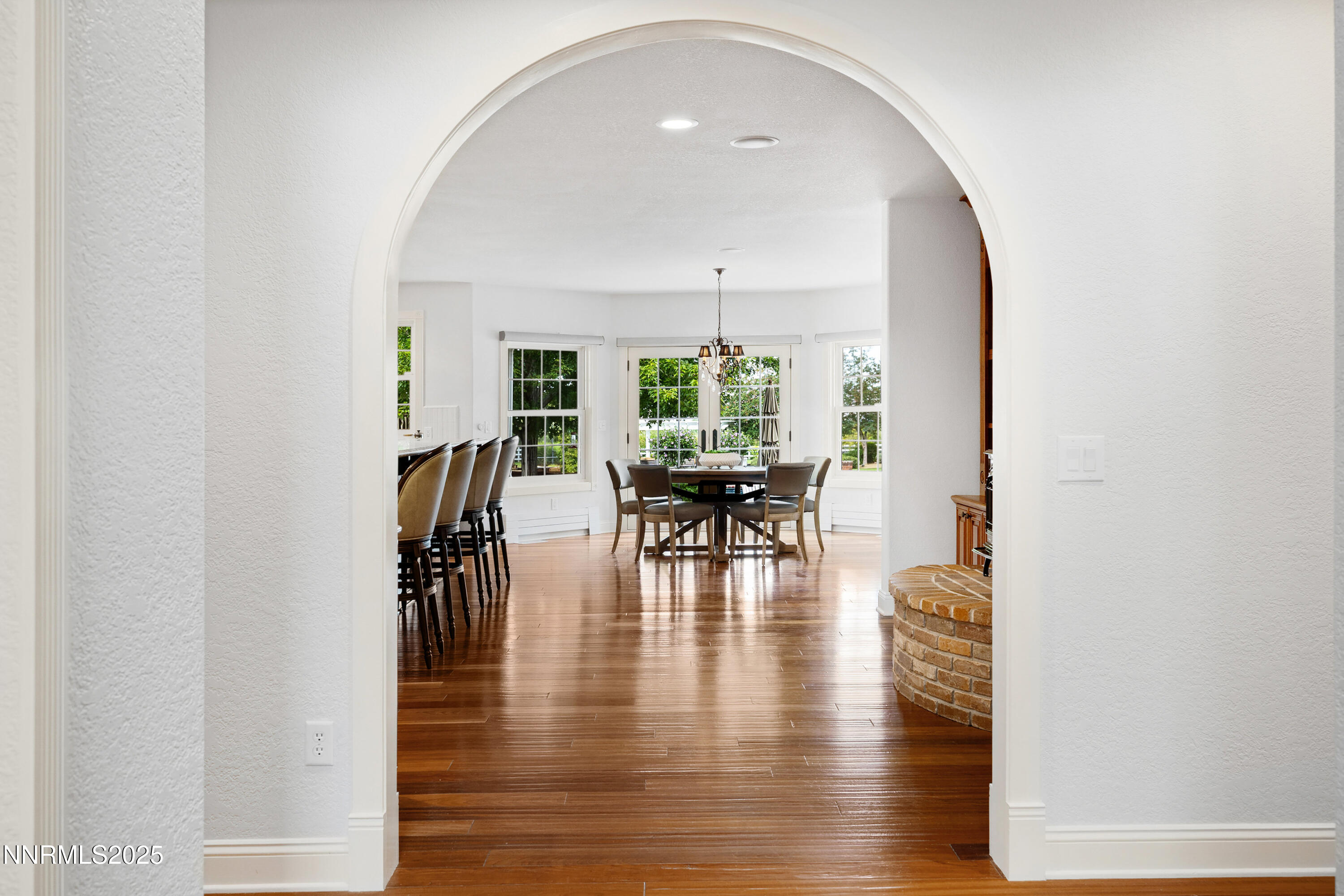 2230 Del Monte Lane