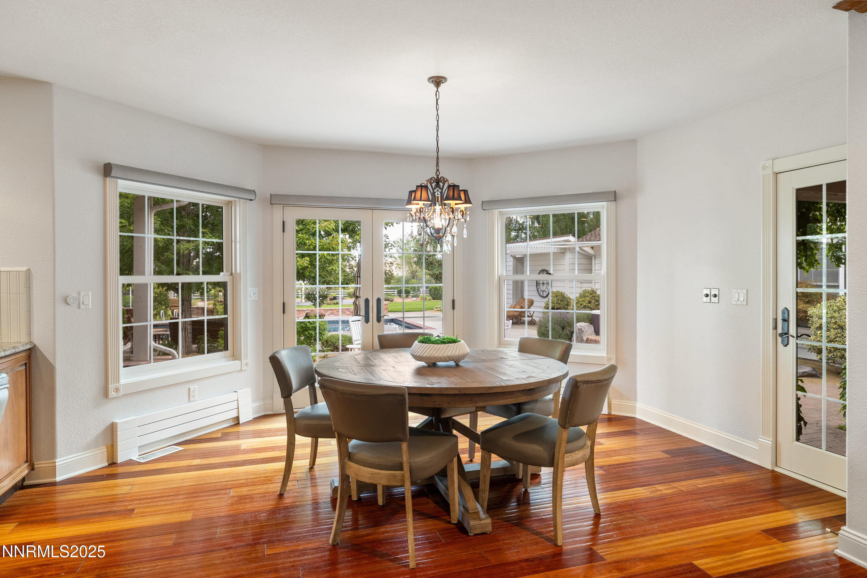2230 Del Monte Lane