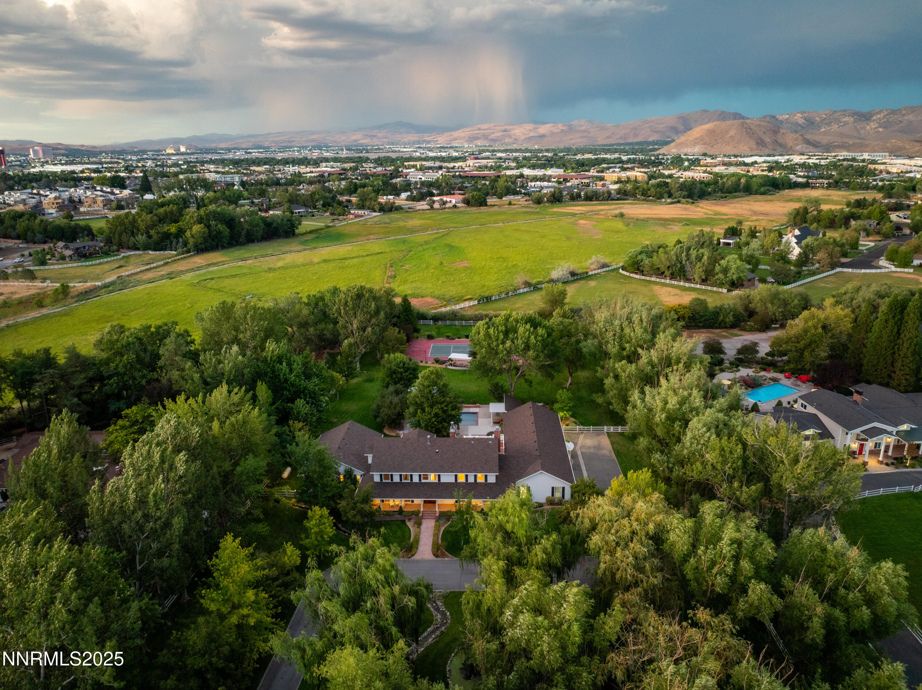 2230 Del Monte Lane