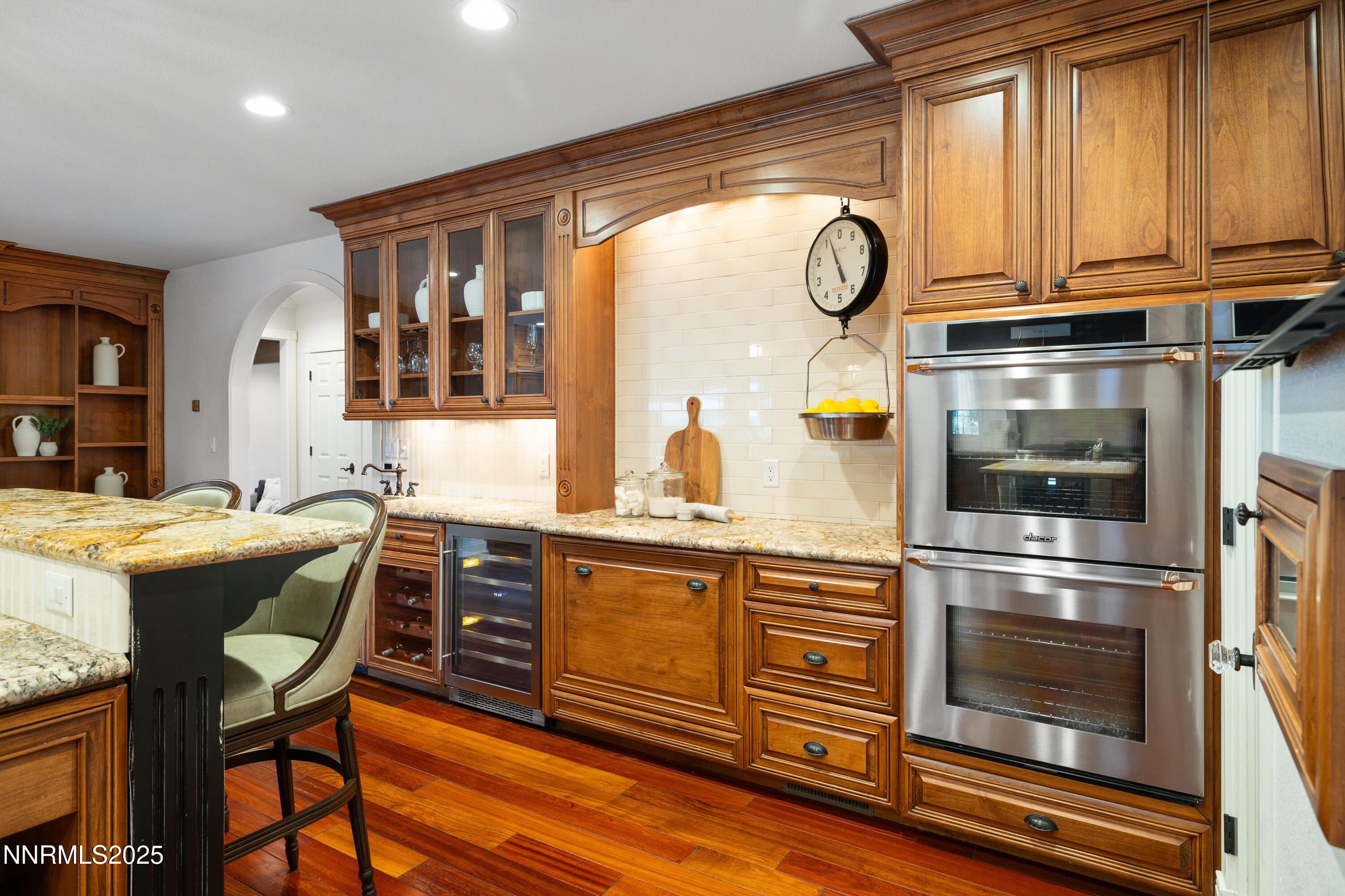 2230 Del Monte Lane