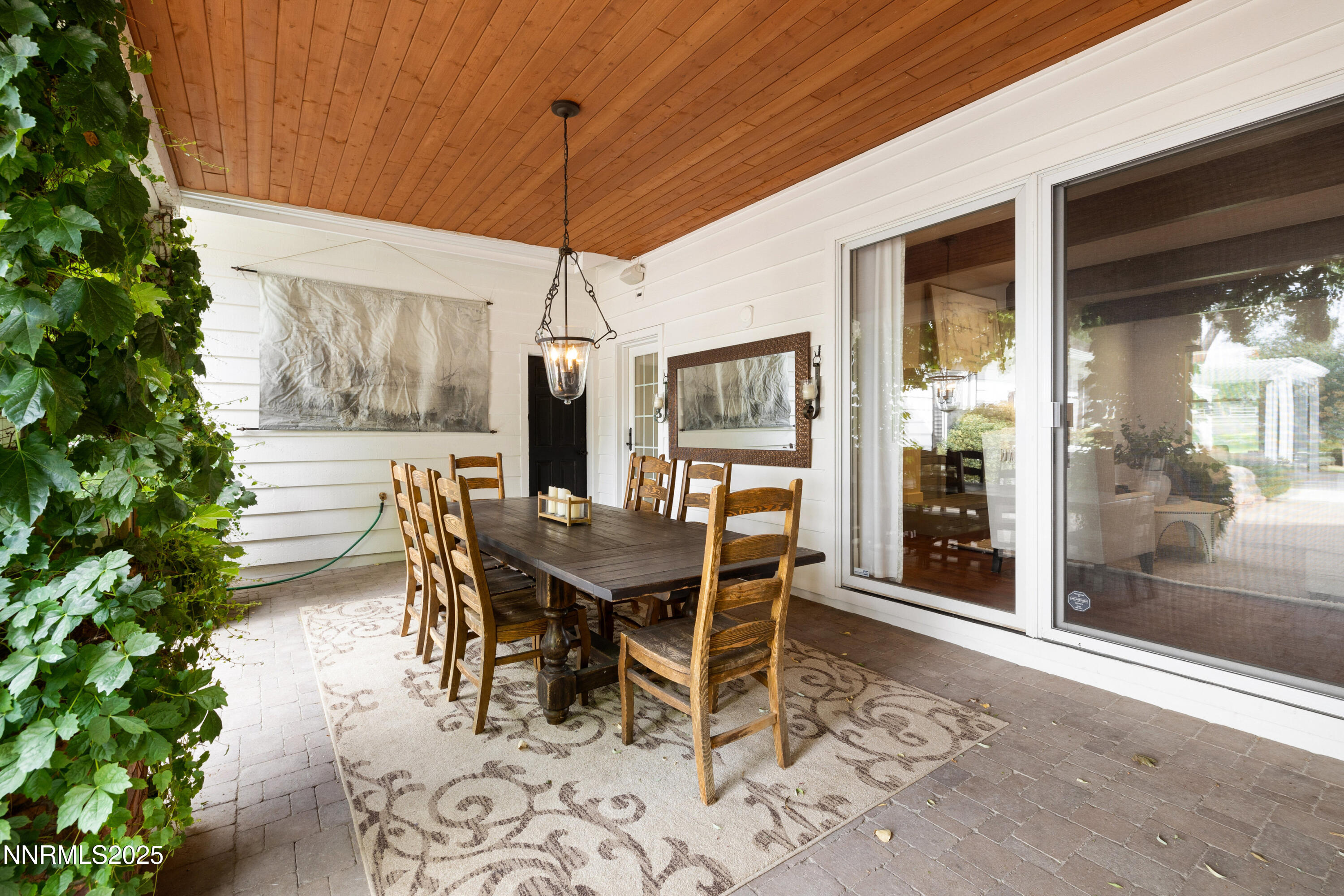 2230 Del Monte Lane