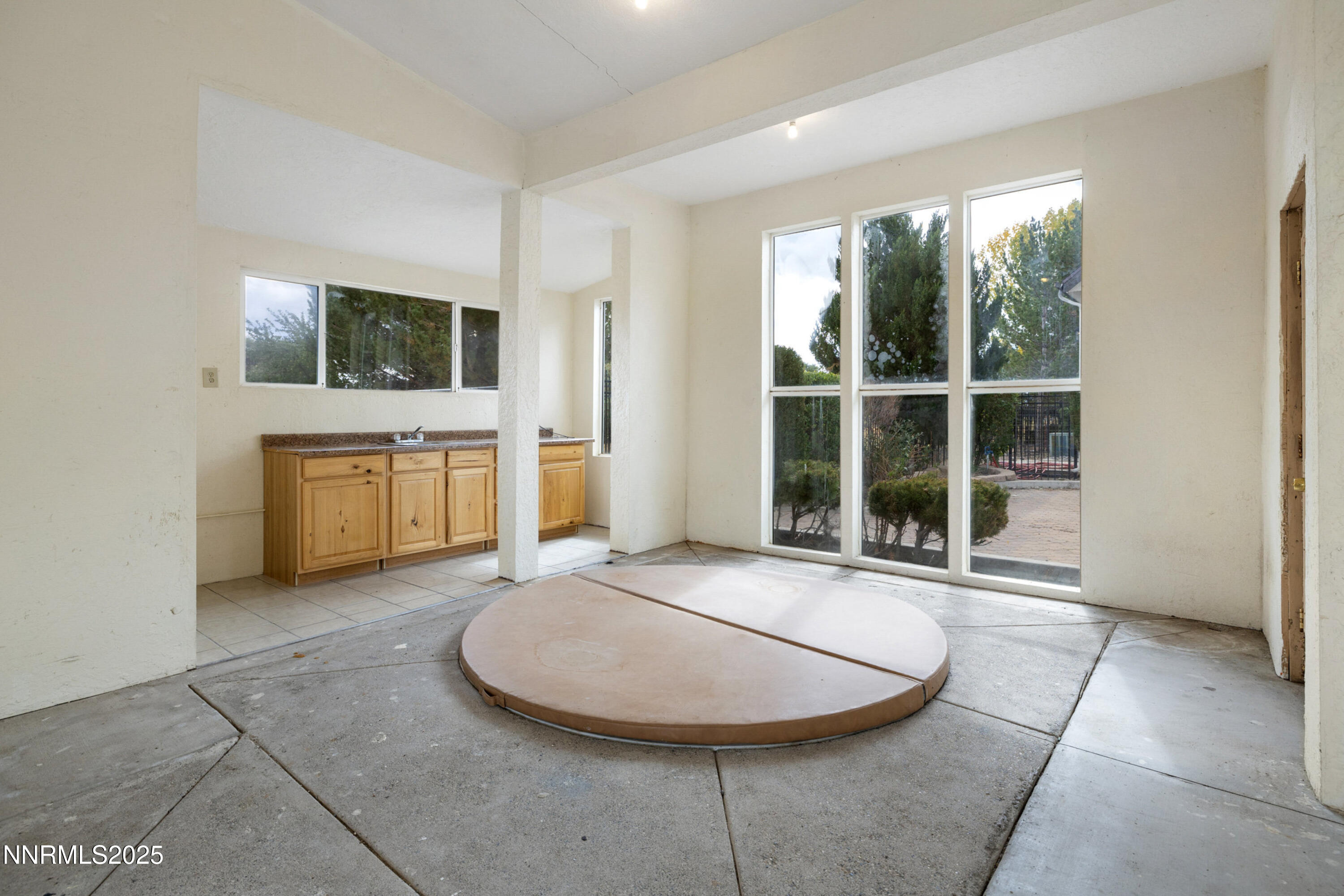 370 Genoa Lane