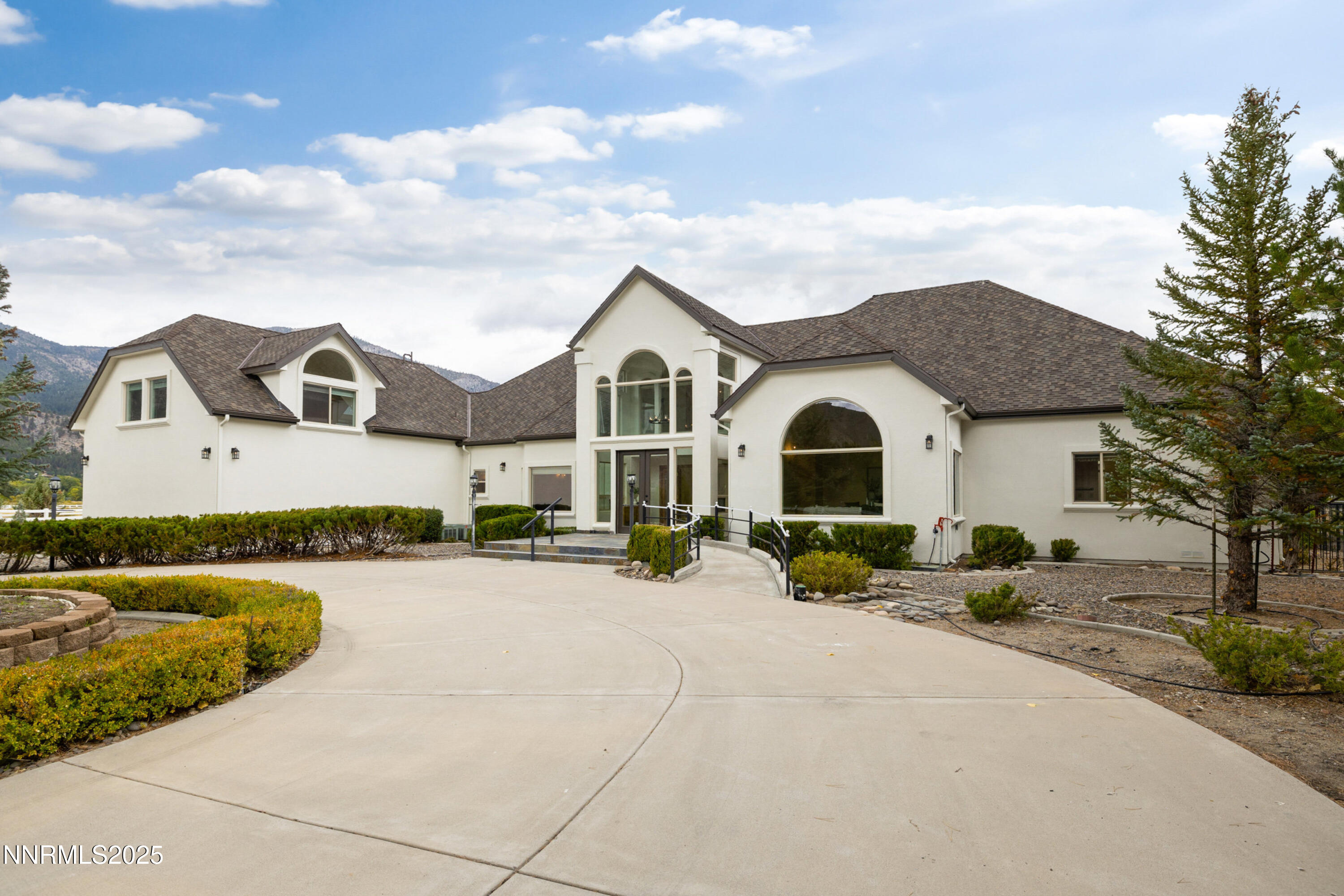 370 Genoa Lane