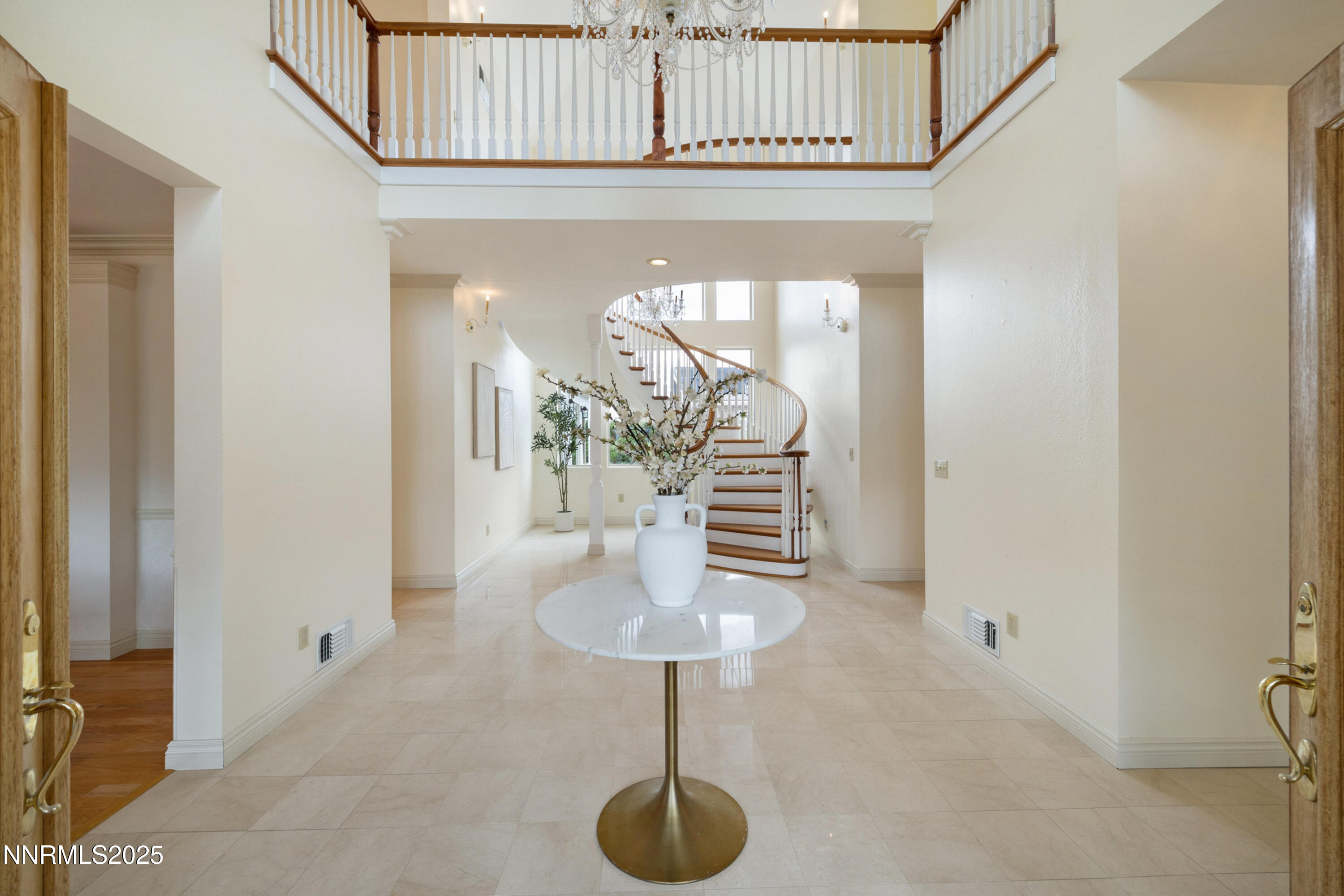 370 Genoa Lane