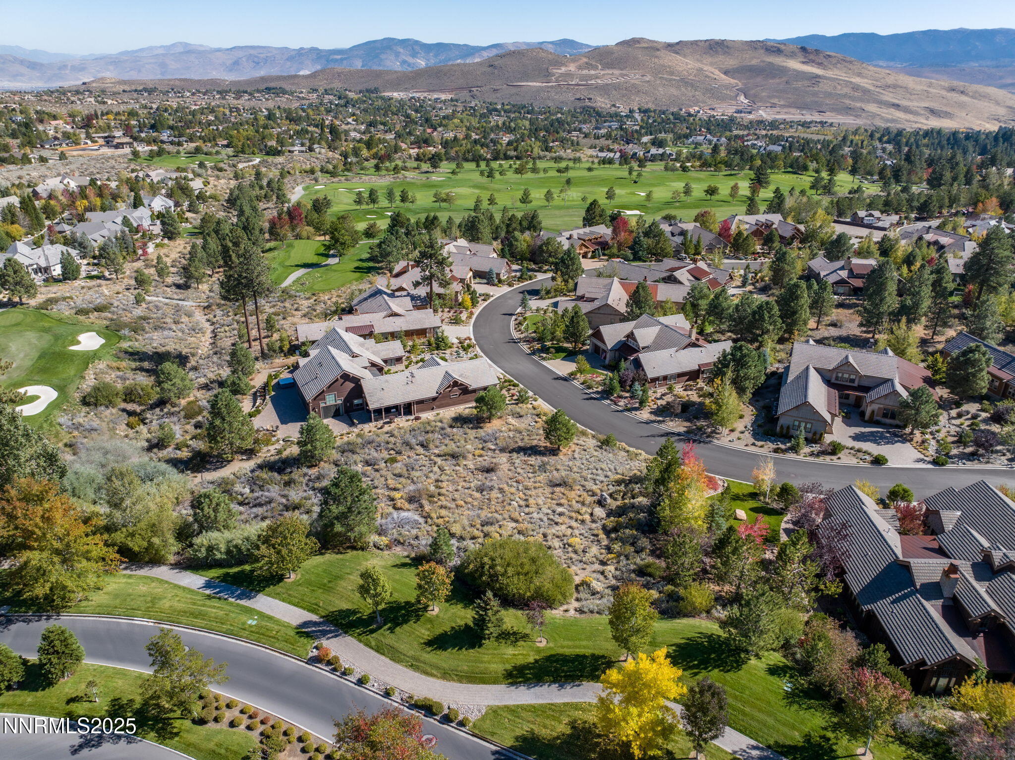 5685 Alpinista Circle