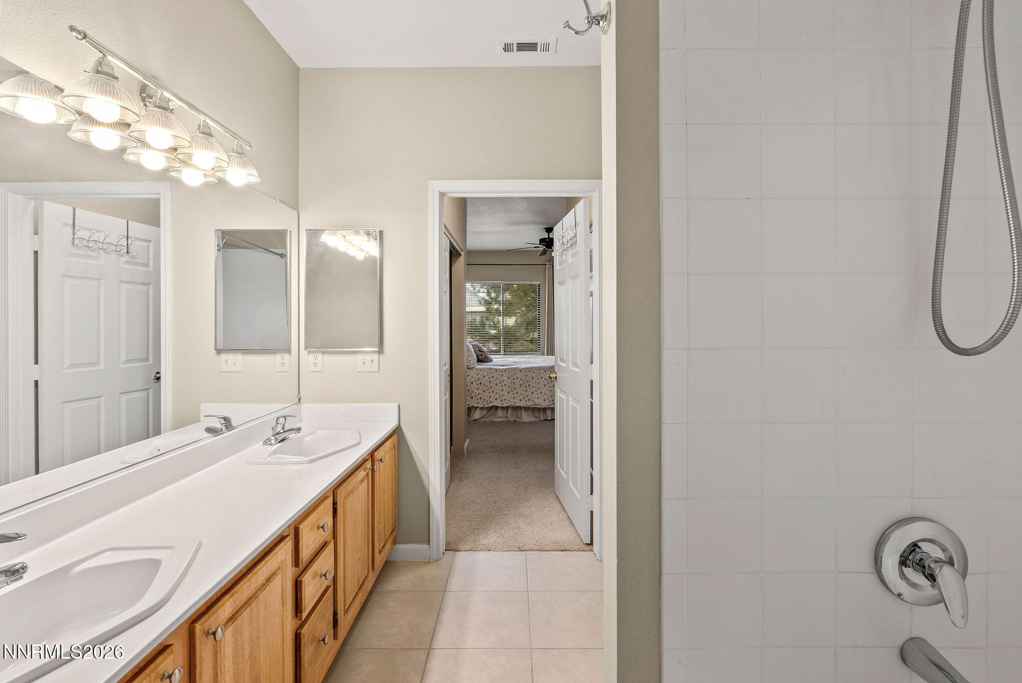 900 S Meadows Parkway APT 3424