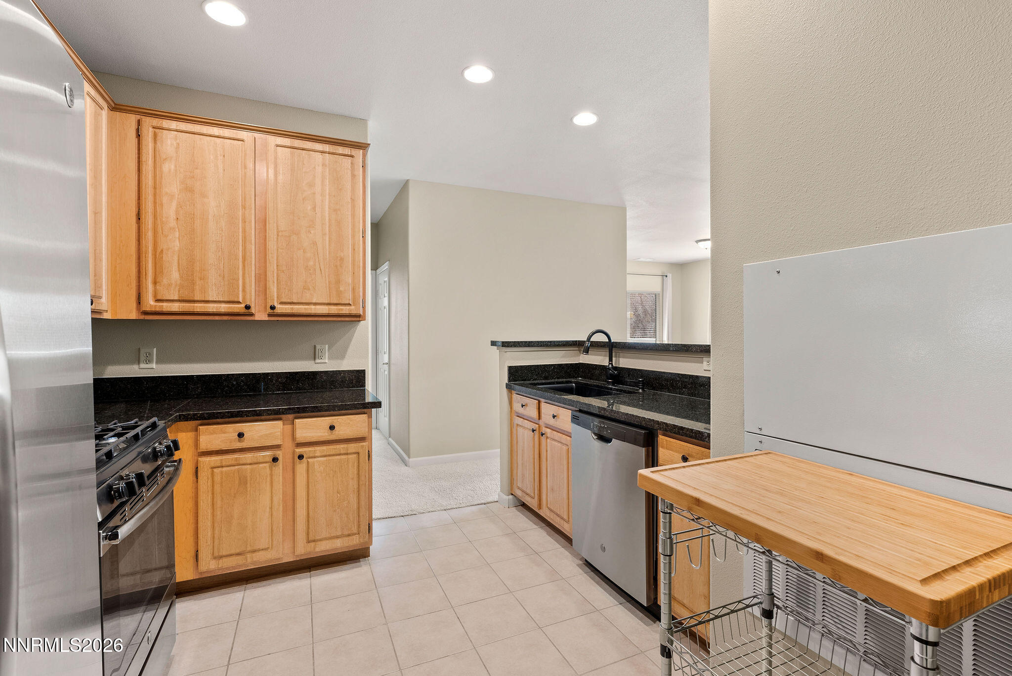900 S Meadows Parkway APT 3424
