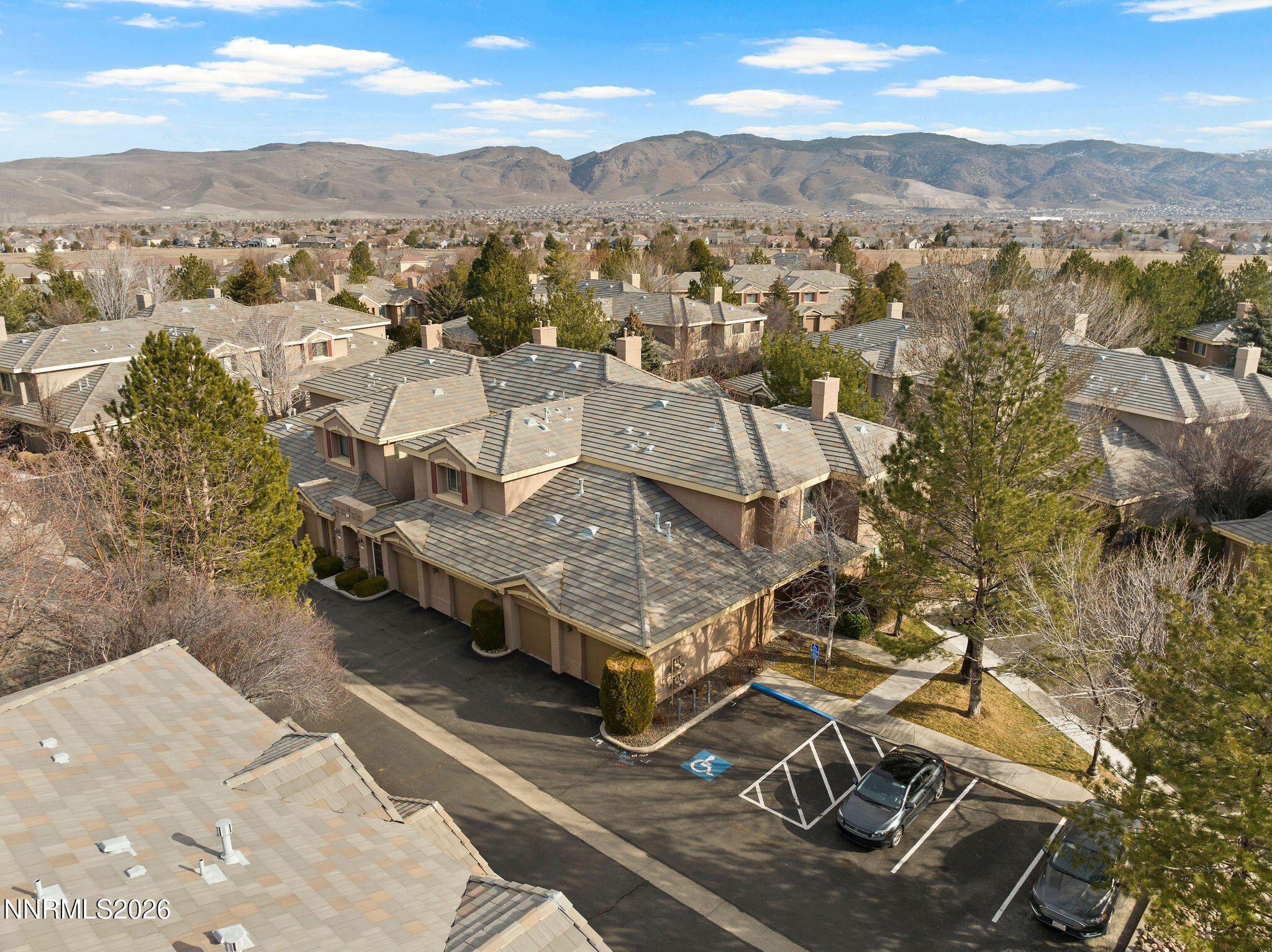 900 S Meadows Parkway APT 3424