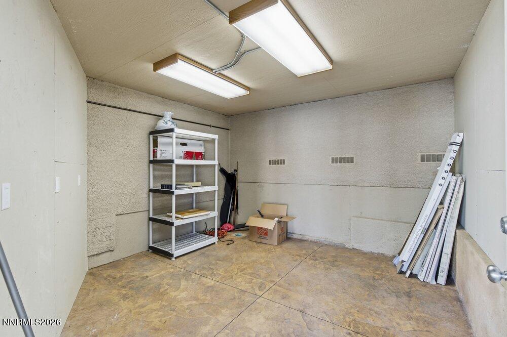 2556 Edgerock Road