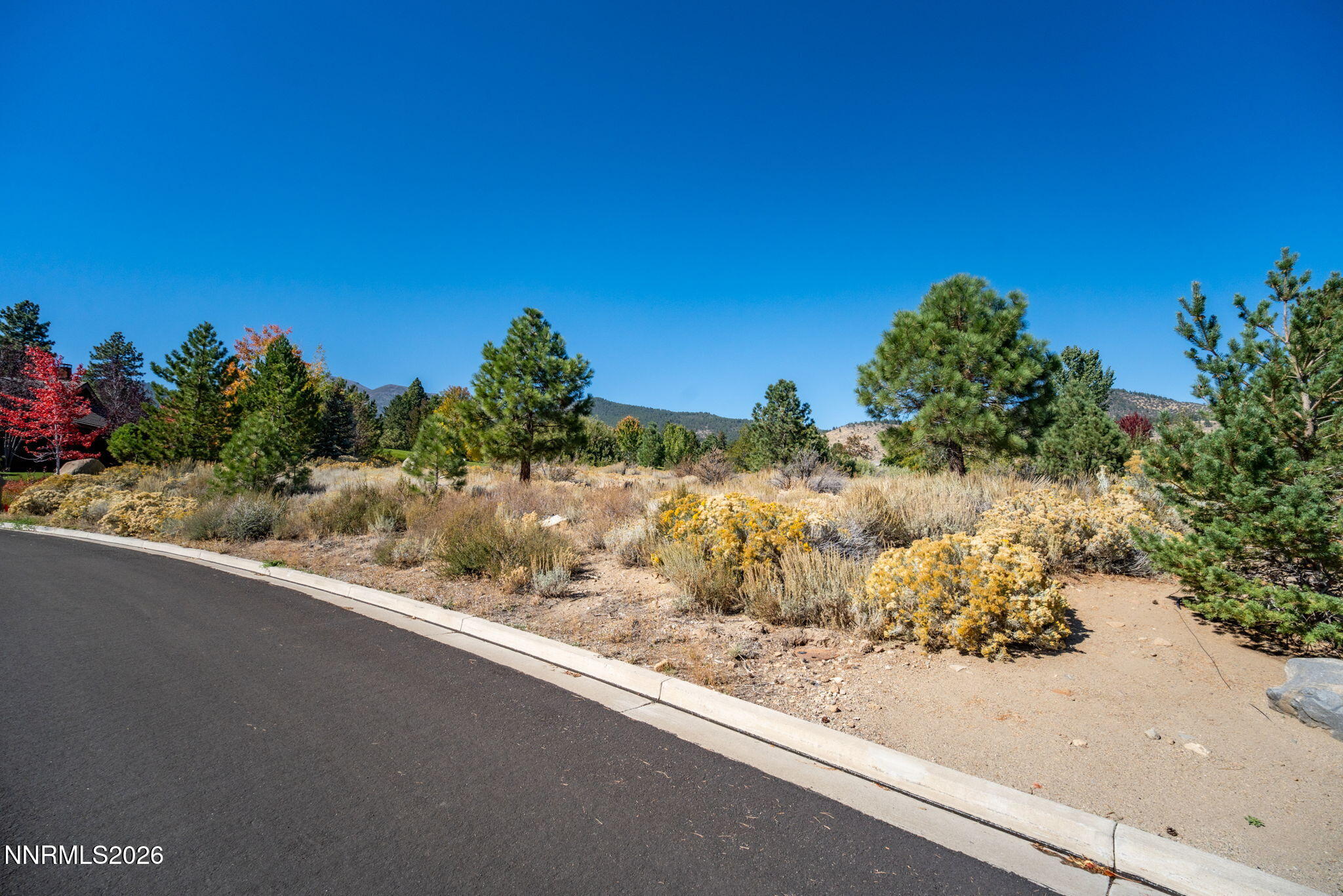 5685 Alpinista Circle